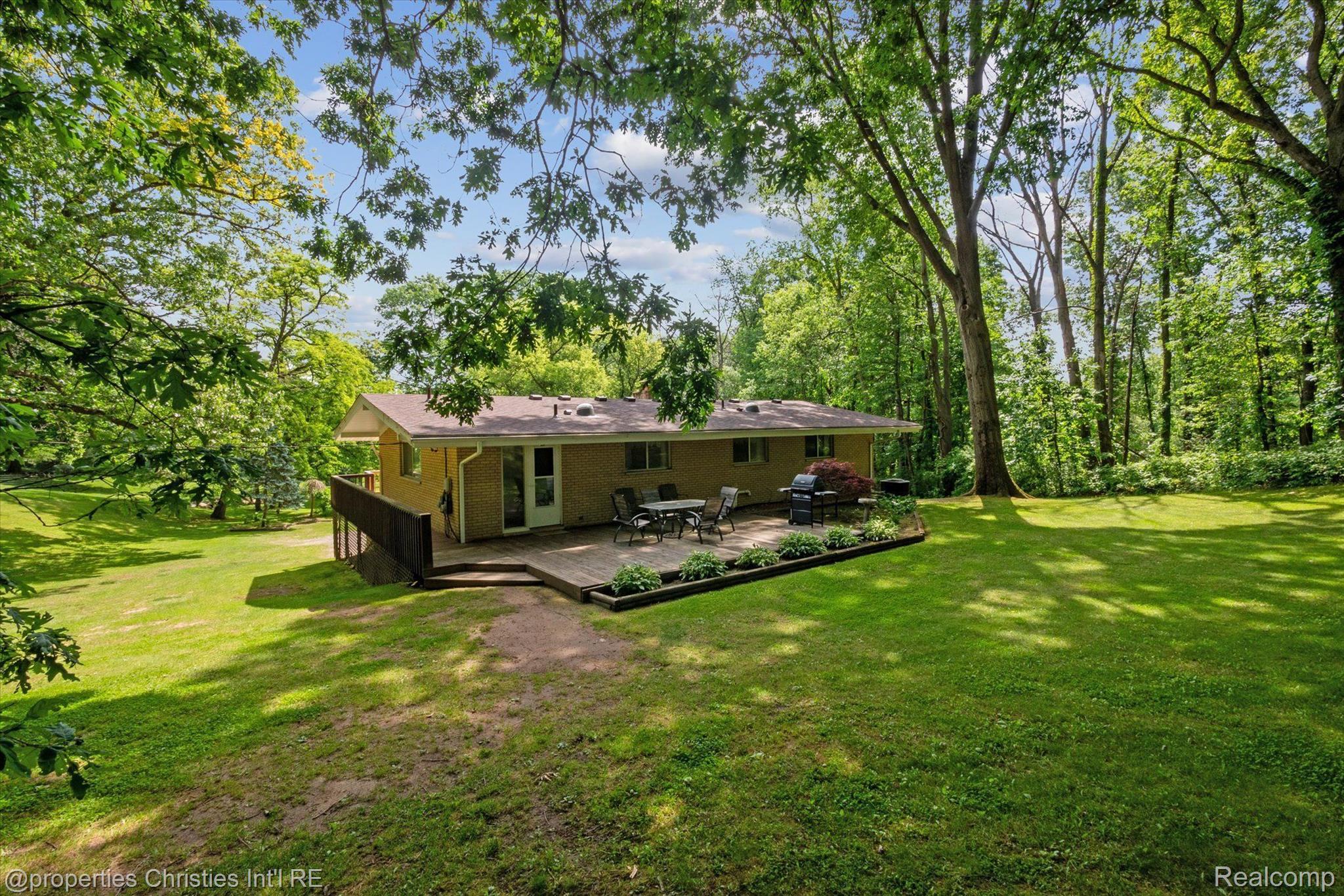 336 S GARNER Road