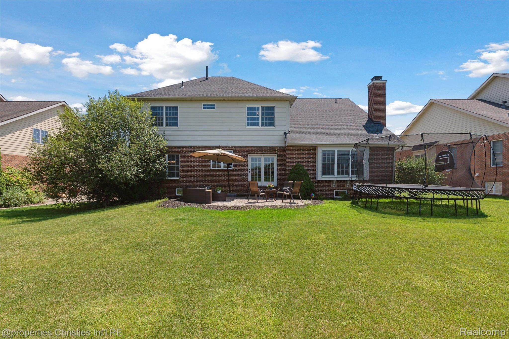 46340 PINEHURST Drive
