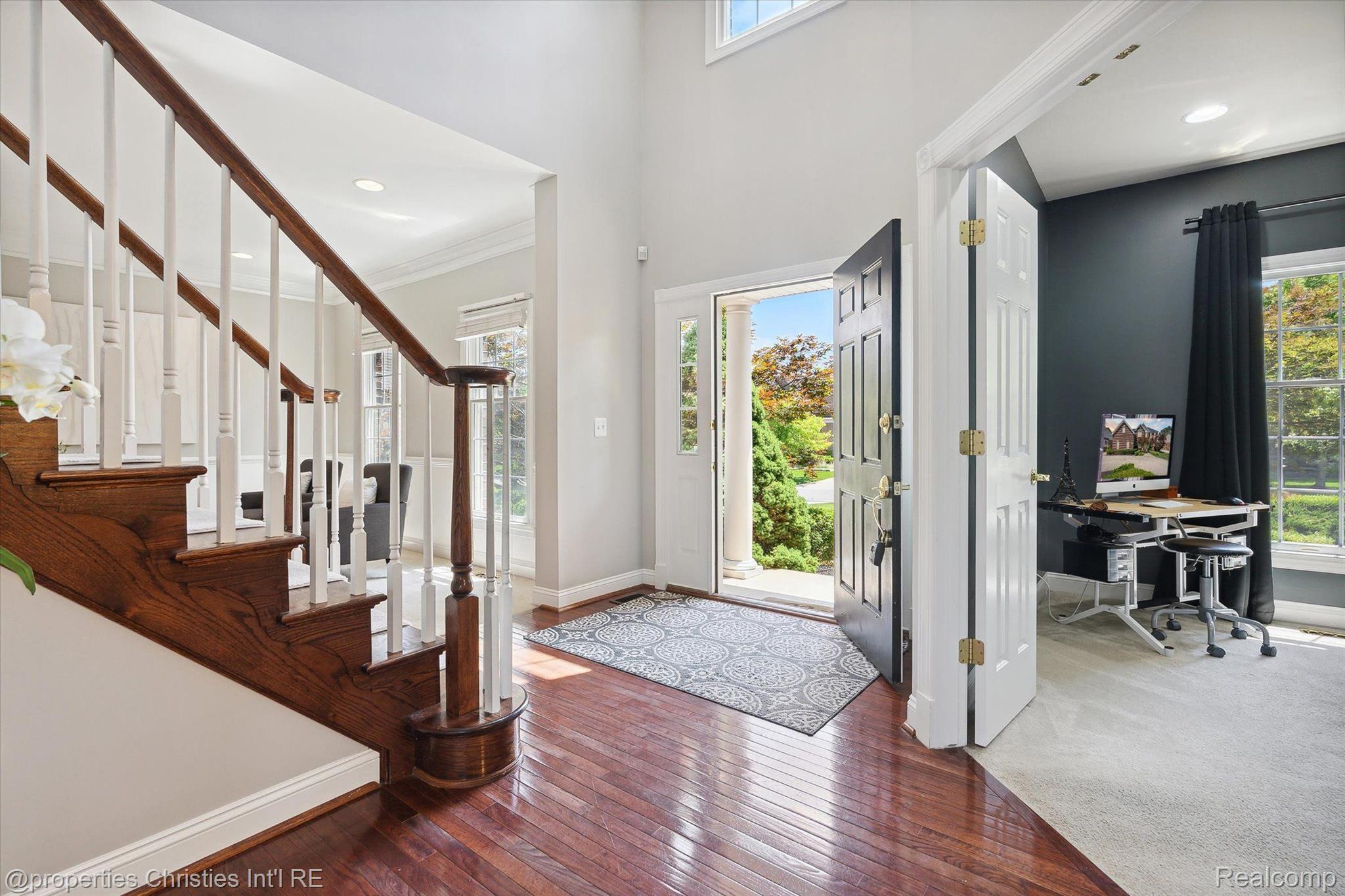 46340 PINEHURST Drive