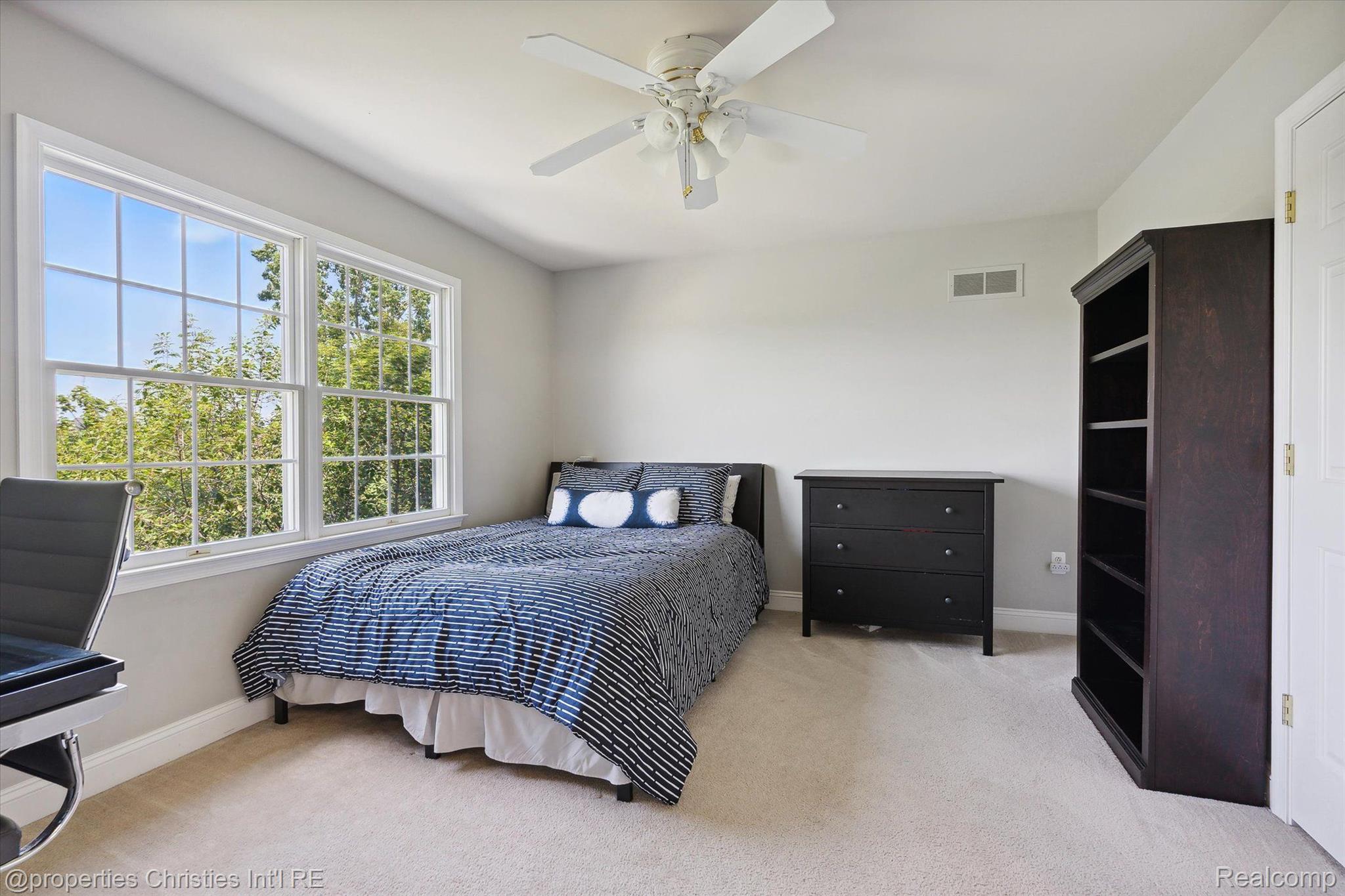 46340 PINEHURST Drive