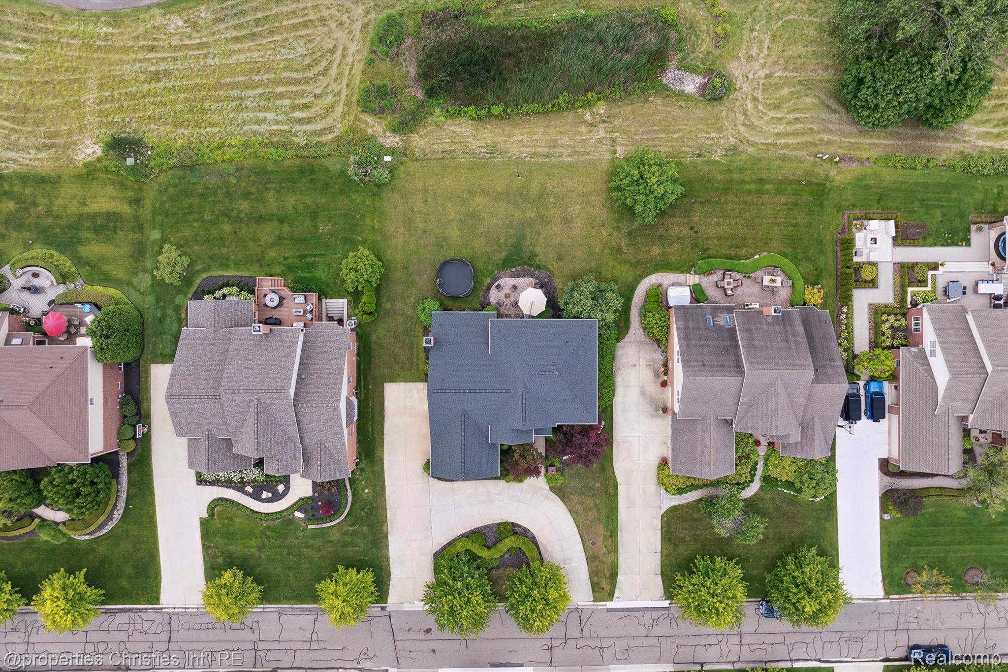 46340 PINEHURST Drive