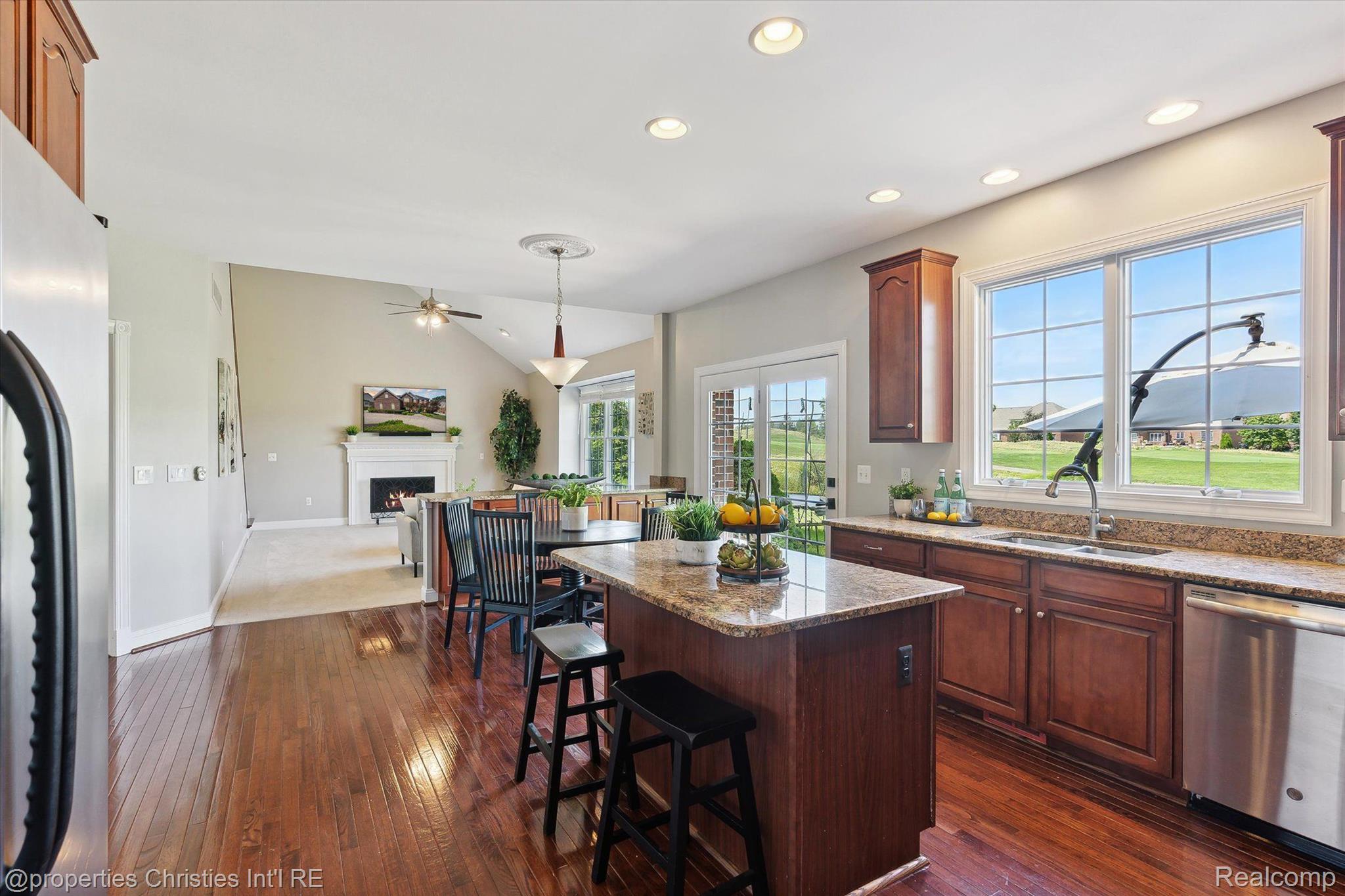 46340 PINEHURST Drive