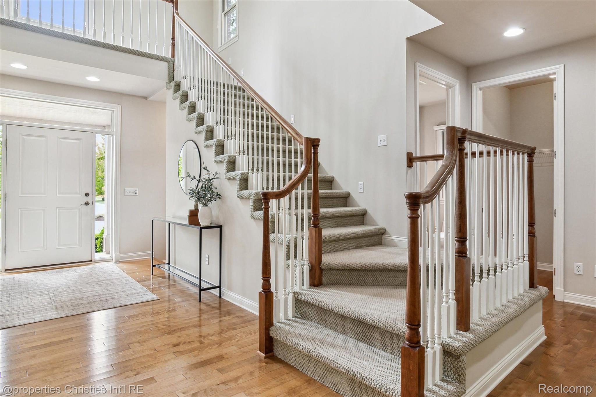 47196 MERION Circle