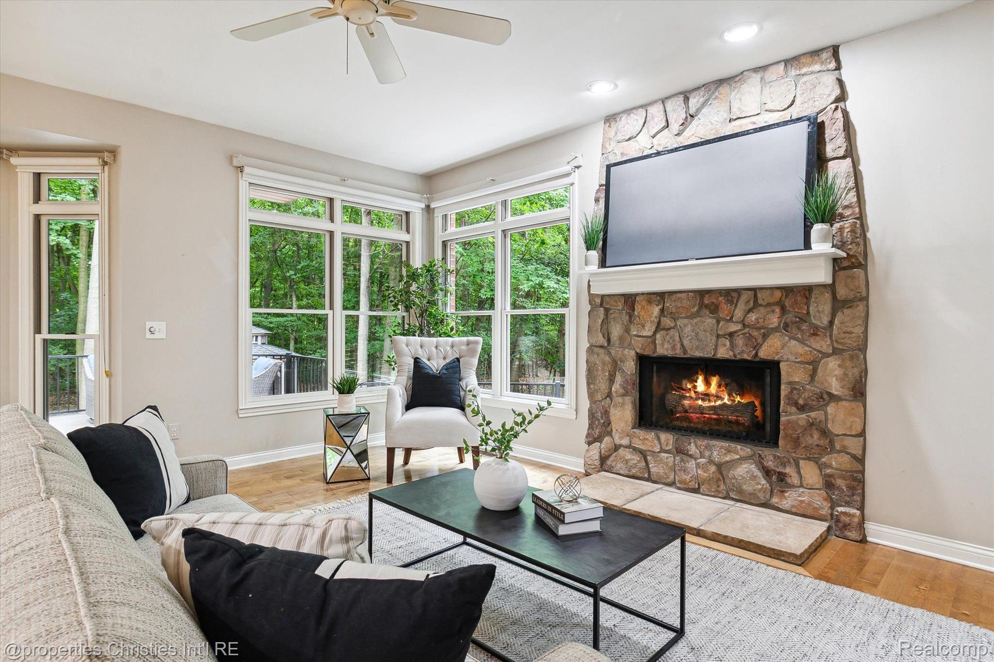 47196 MERION Circle