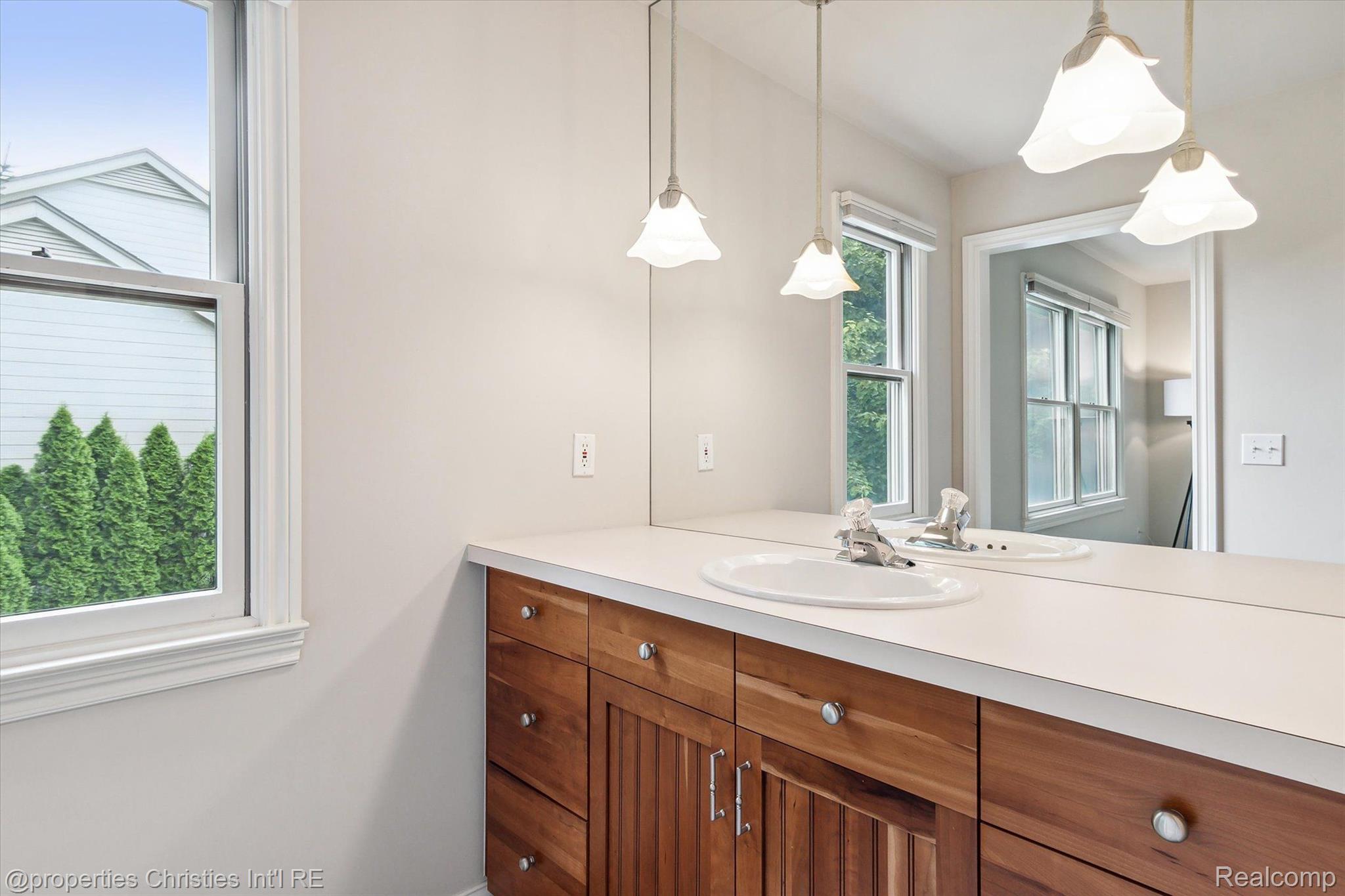 47196 MERION Circle