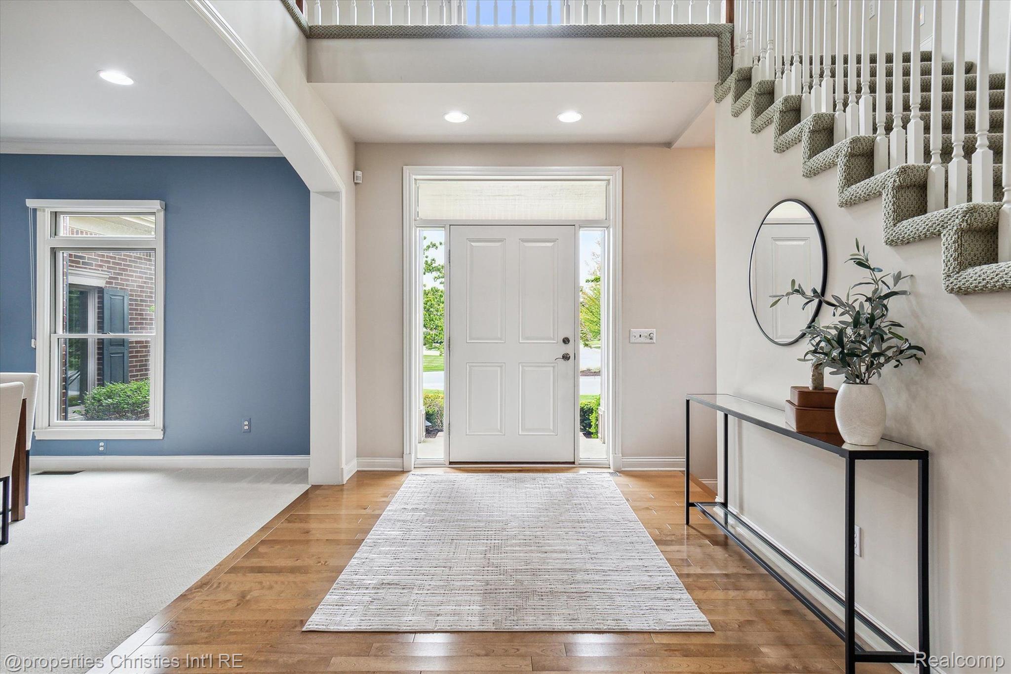 47196 MERION Circle