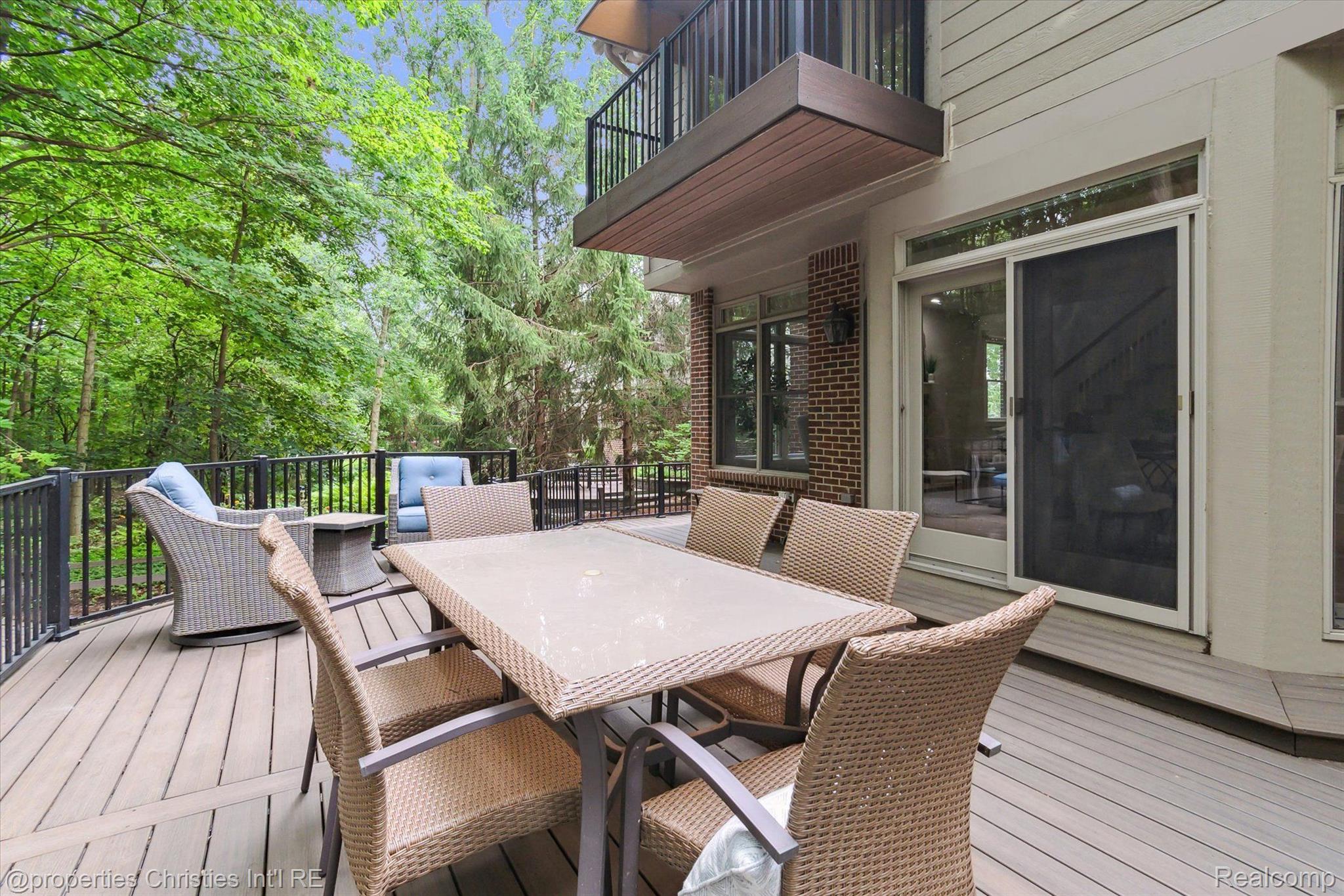 47196 MERION Circle