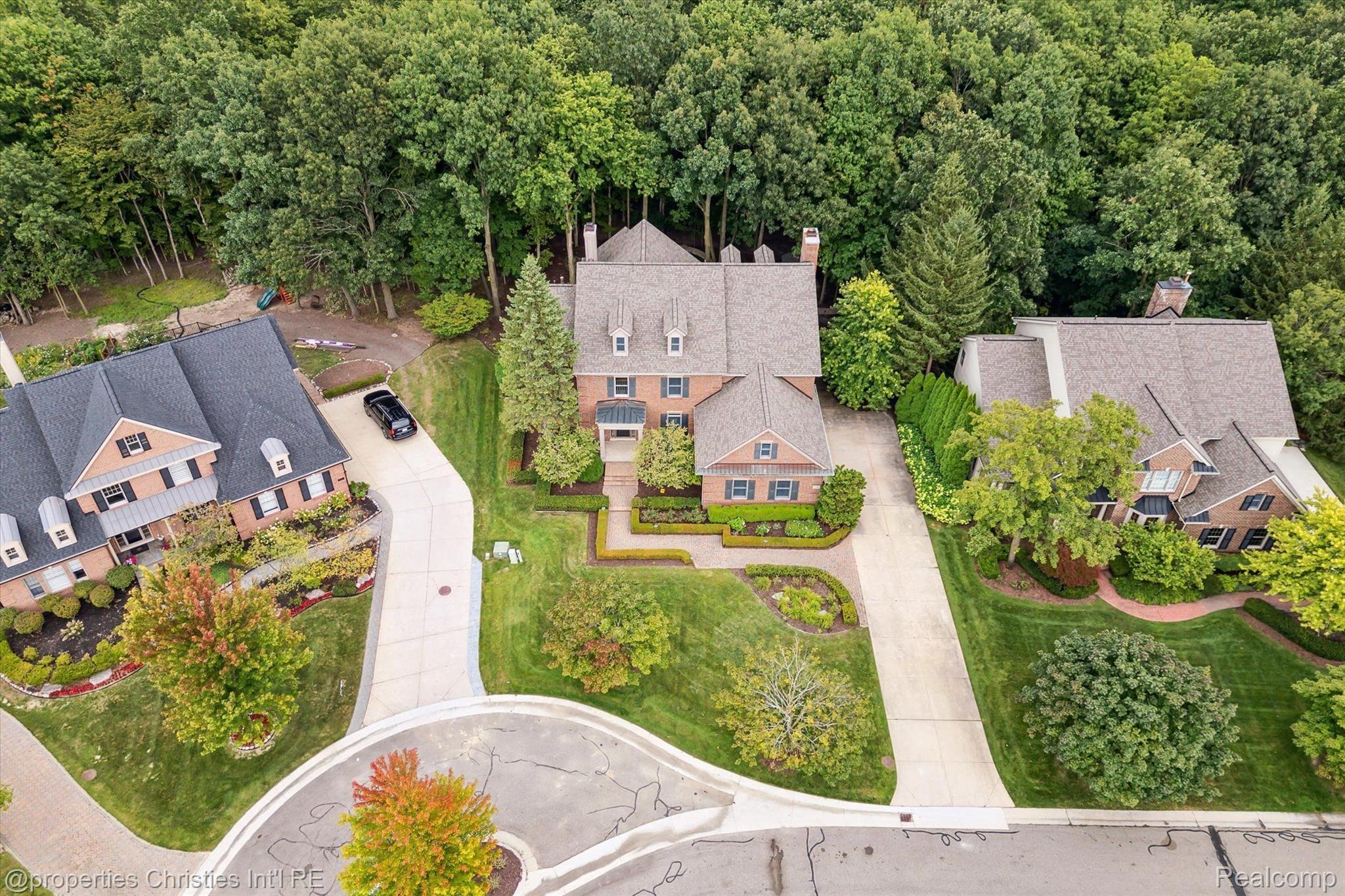 47196 MERION Circle
