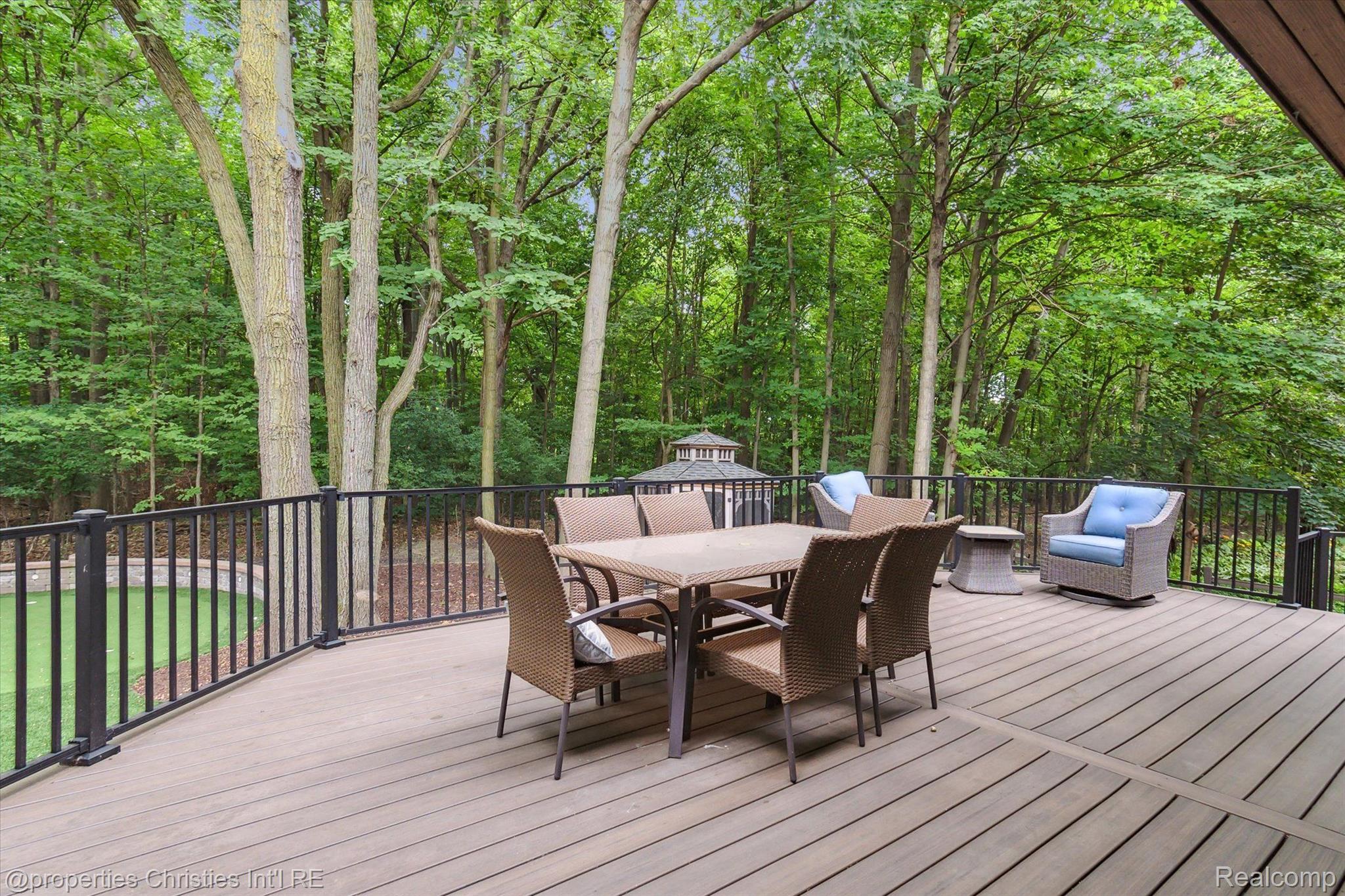 47196 MERION Circle