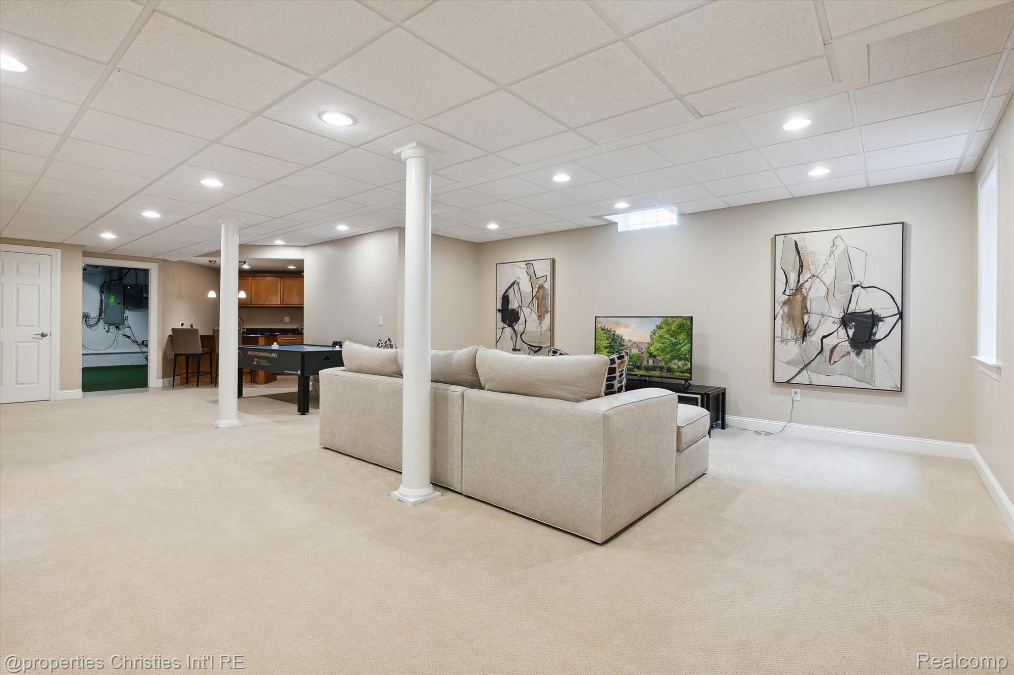46341 PINEHURST Drive