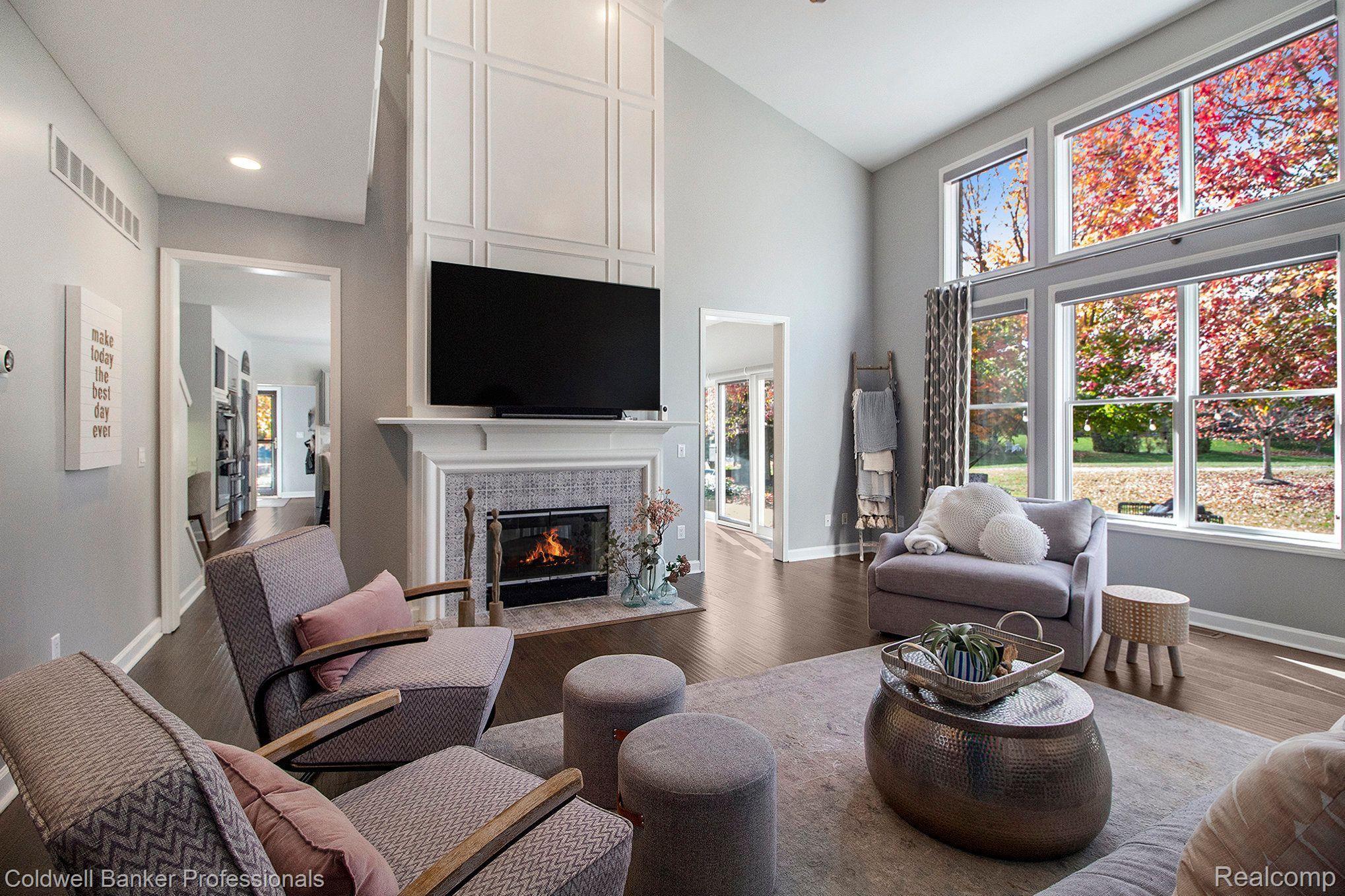 17301 OAK HILL Drive