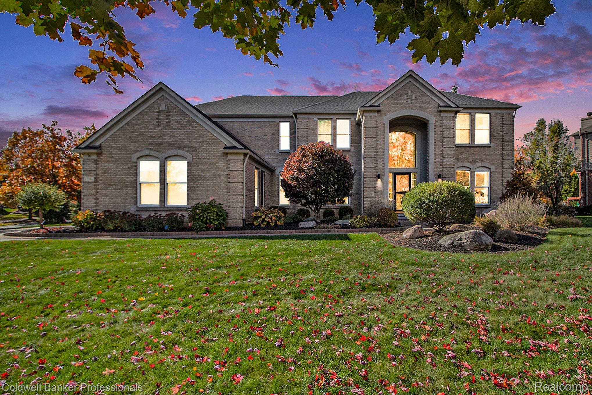 17301 OAK HILL Drive