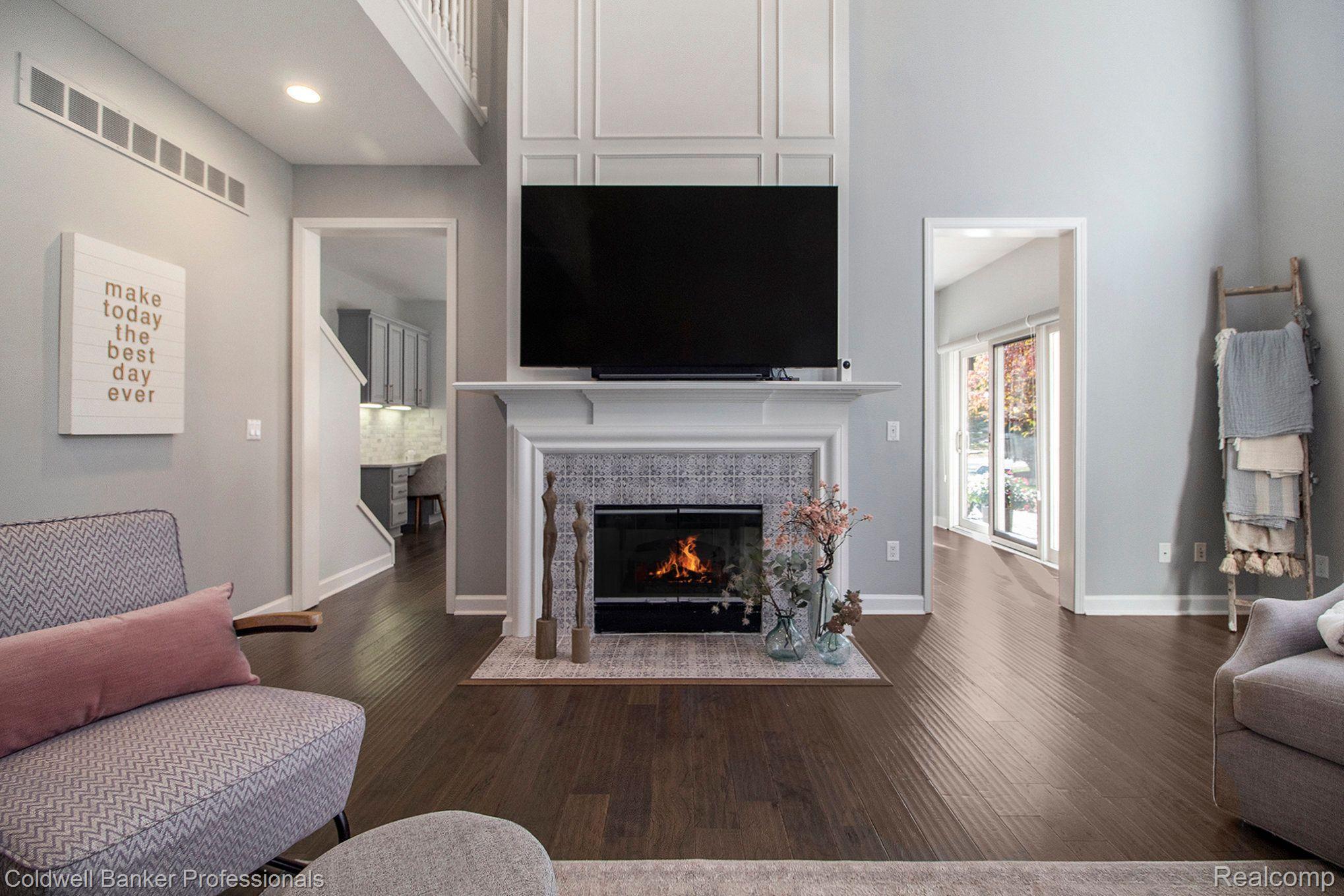 17301 OAK HILL Drive