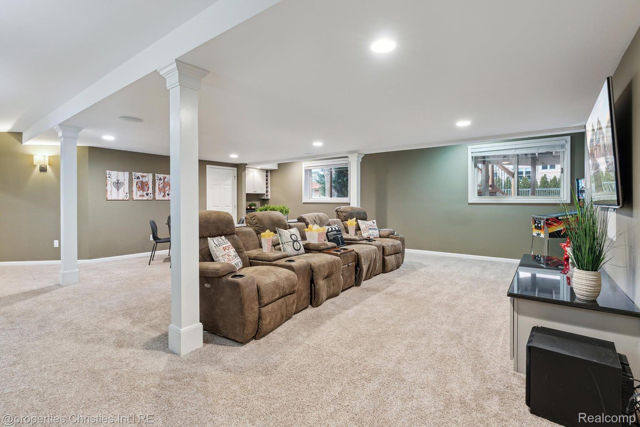46656 MERION Circle