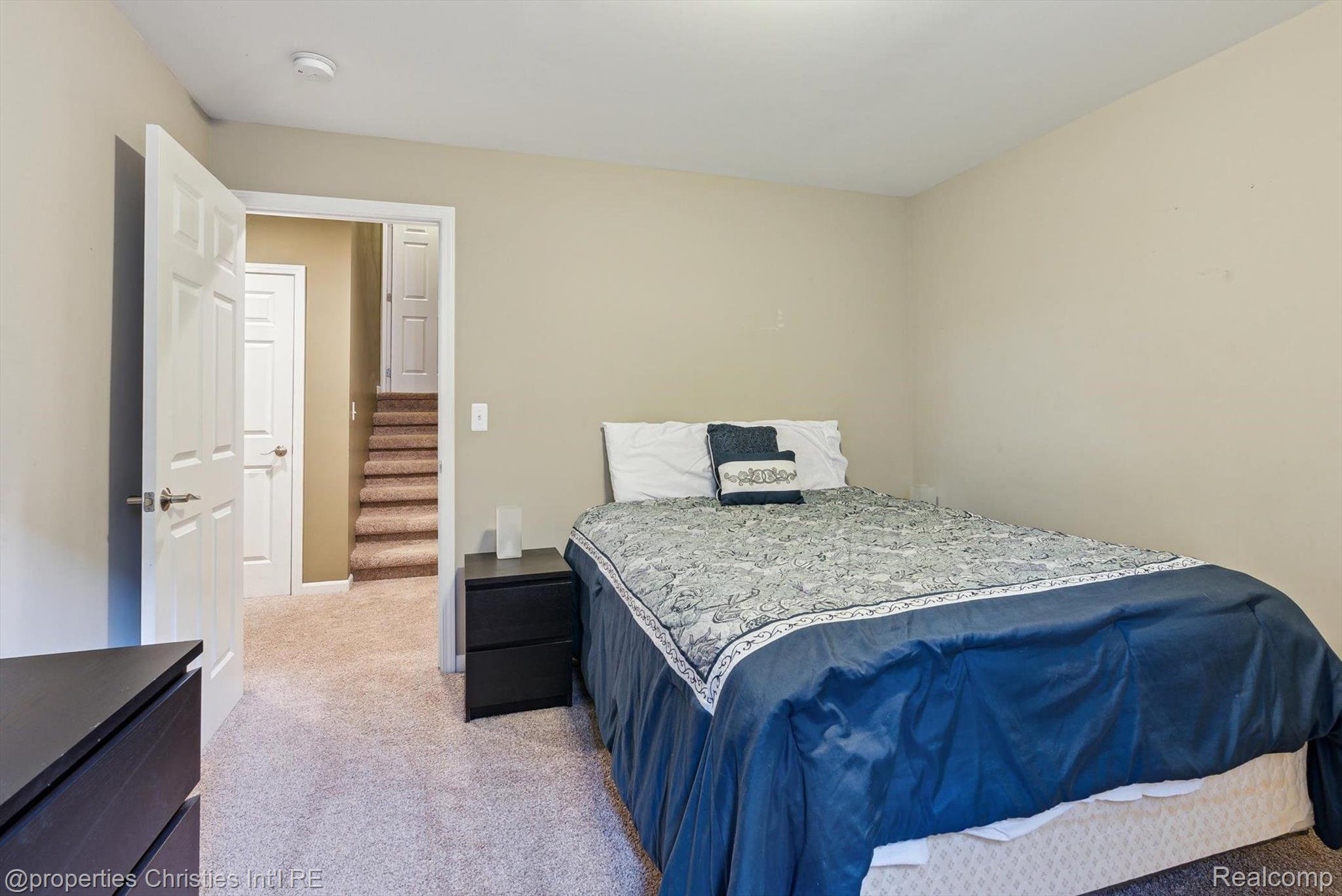46656 MERION Circle