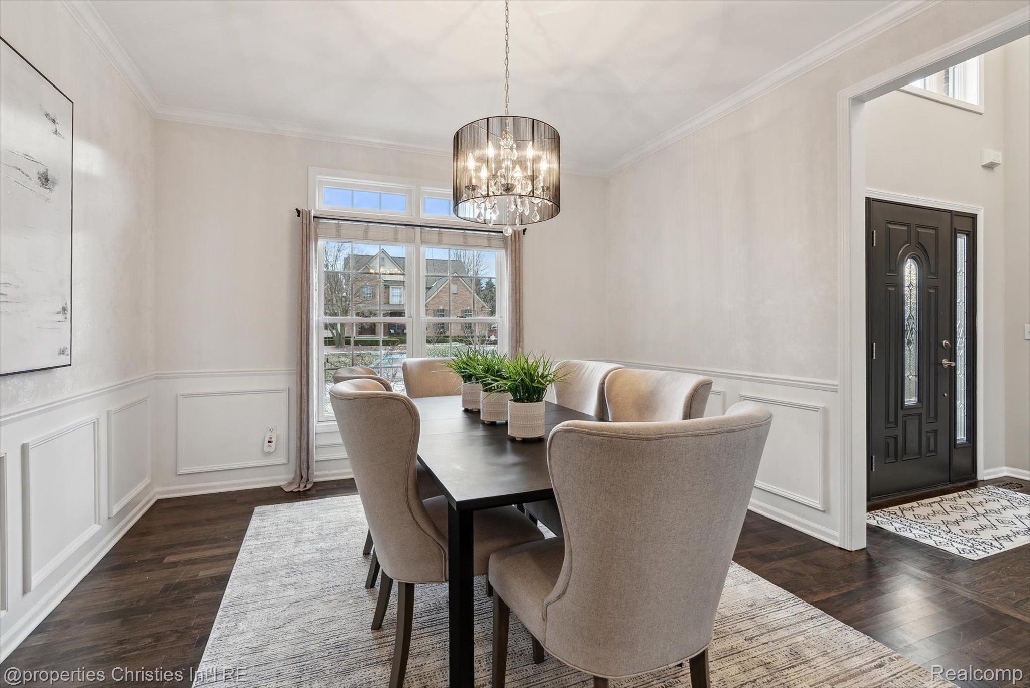46656 MERION Circle
