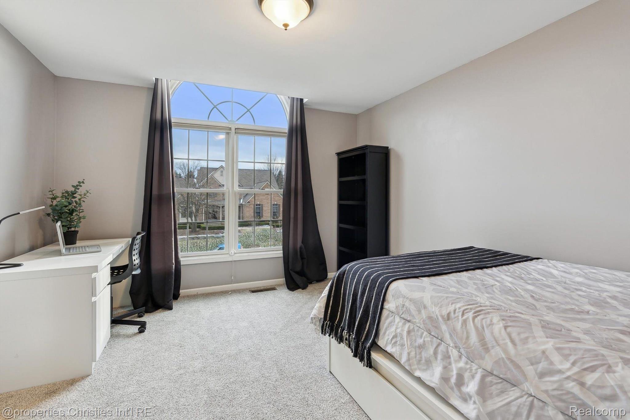 46656 MERION Circle