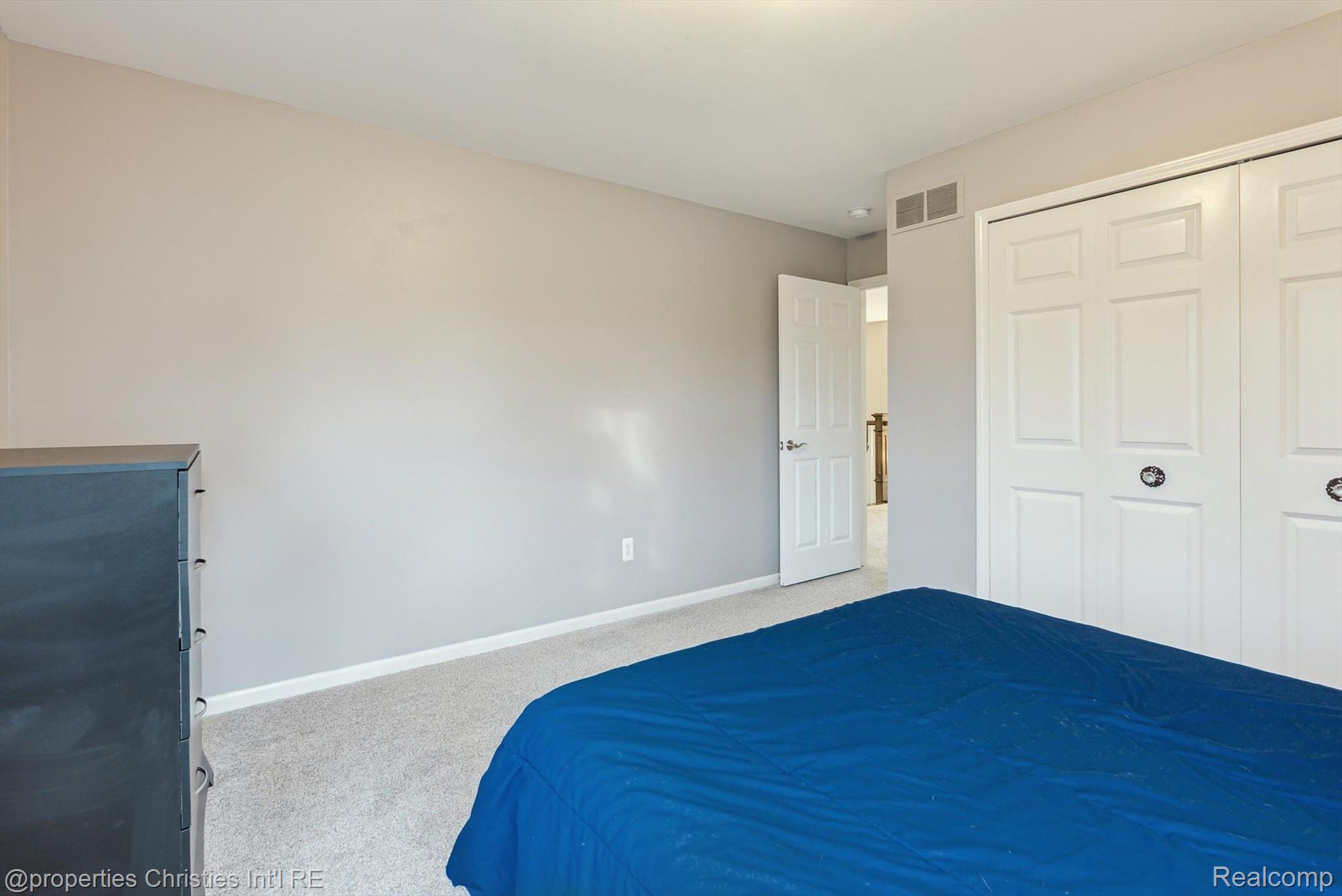 46656 MERION Circle