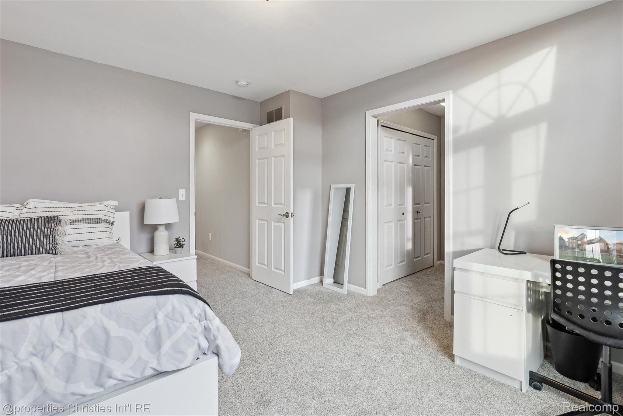 46656 MERION Circle