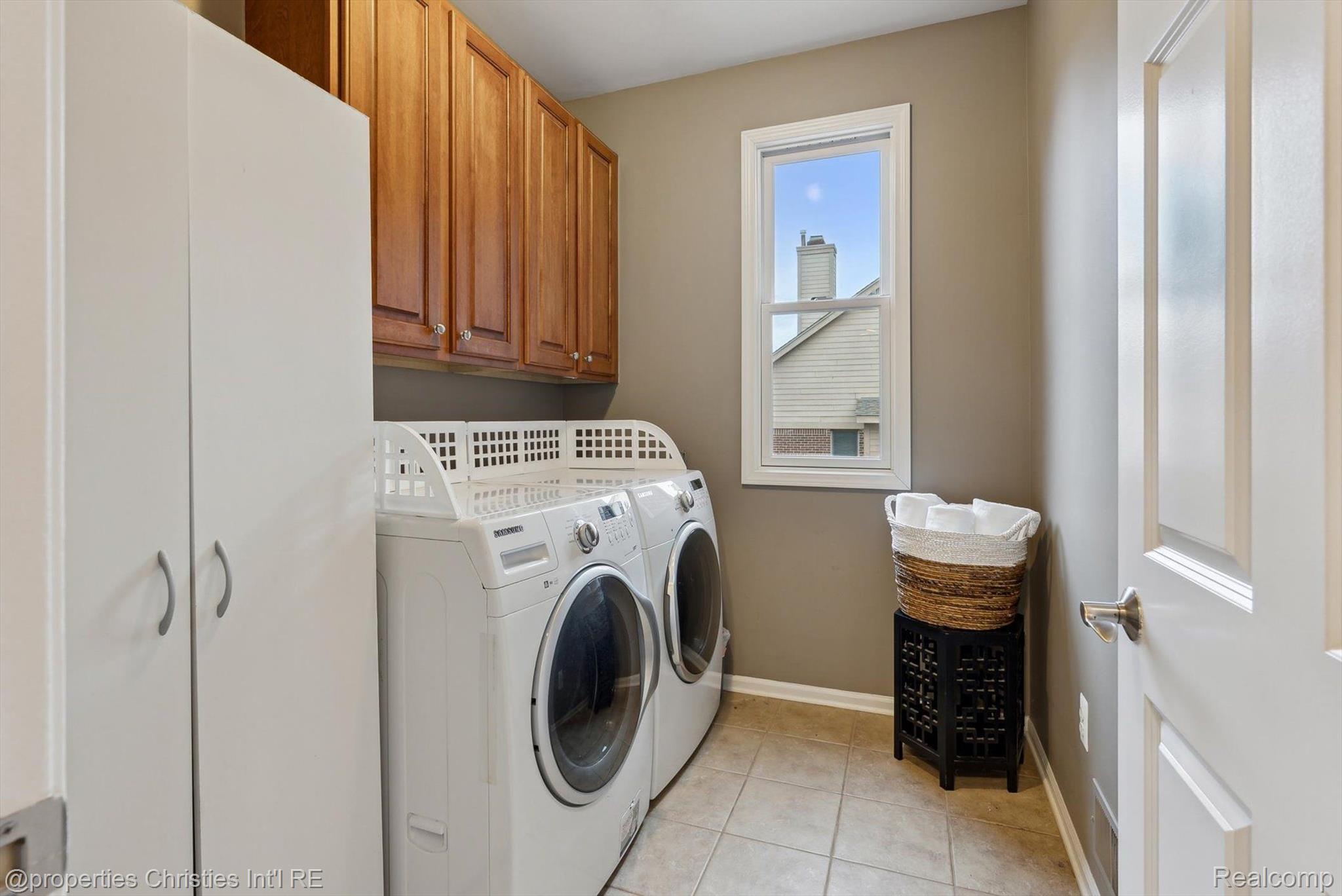 46656 MERION Circle