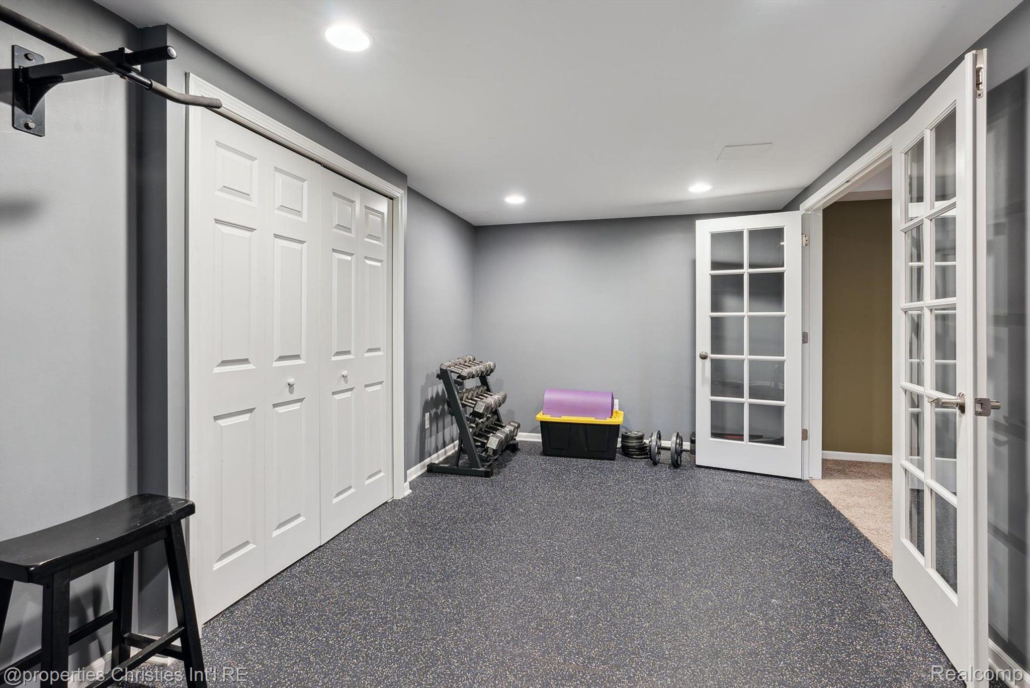 46656 MERION Circle