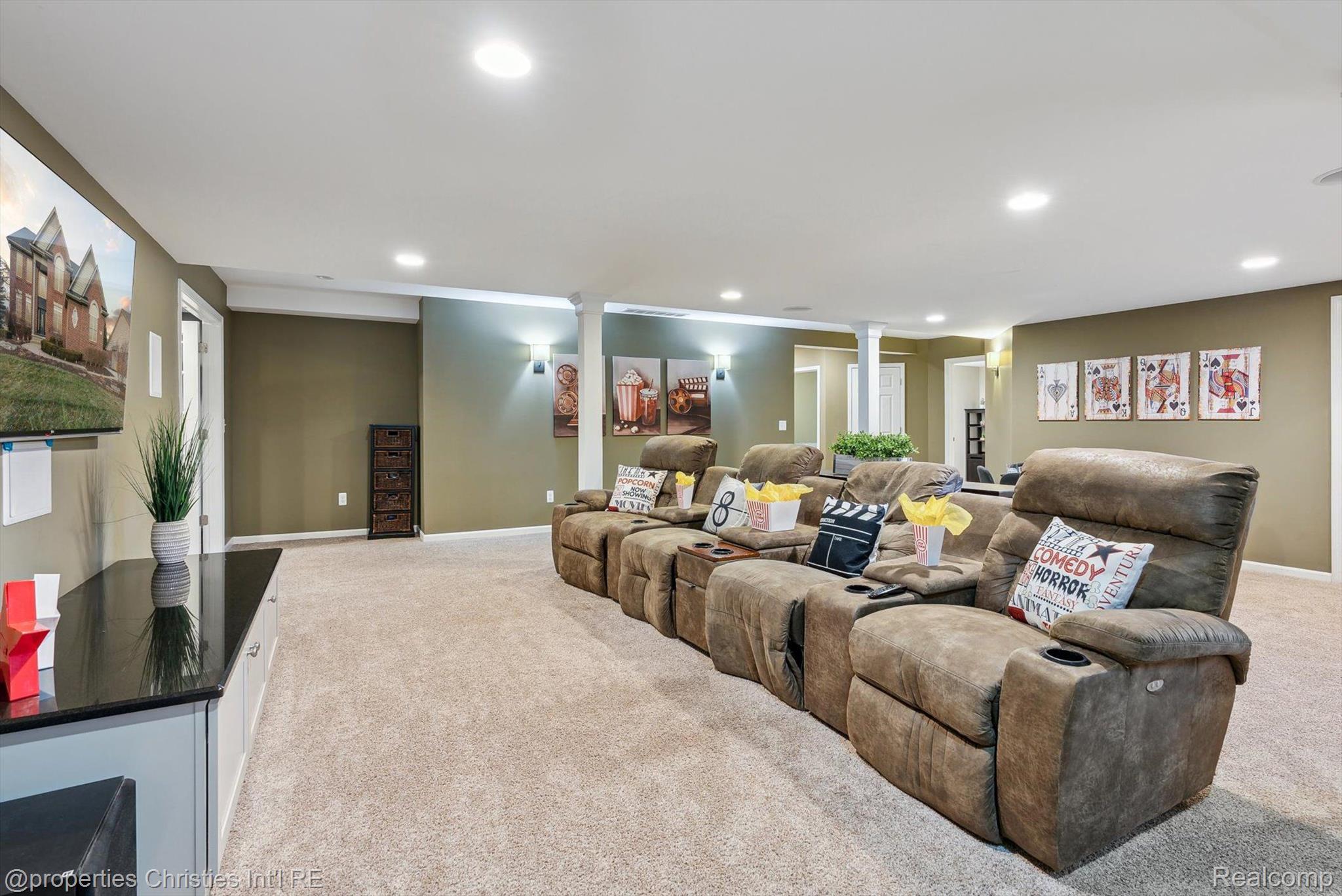 46656 MERION Circle