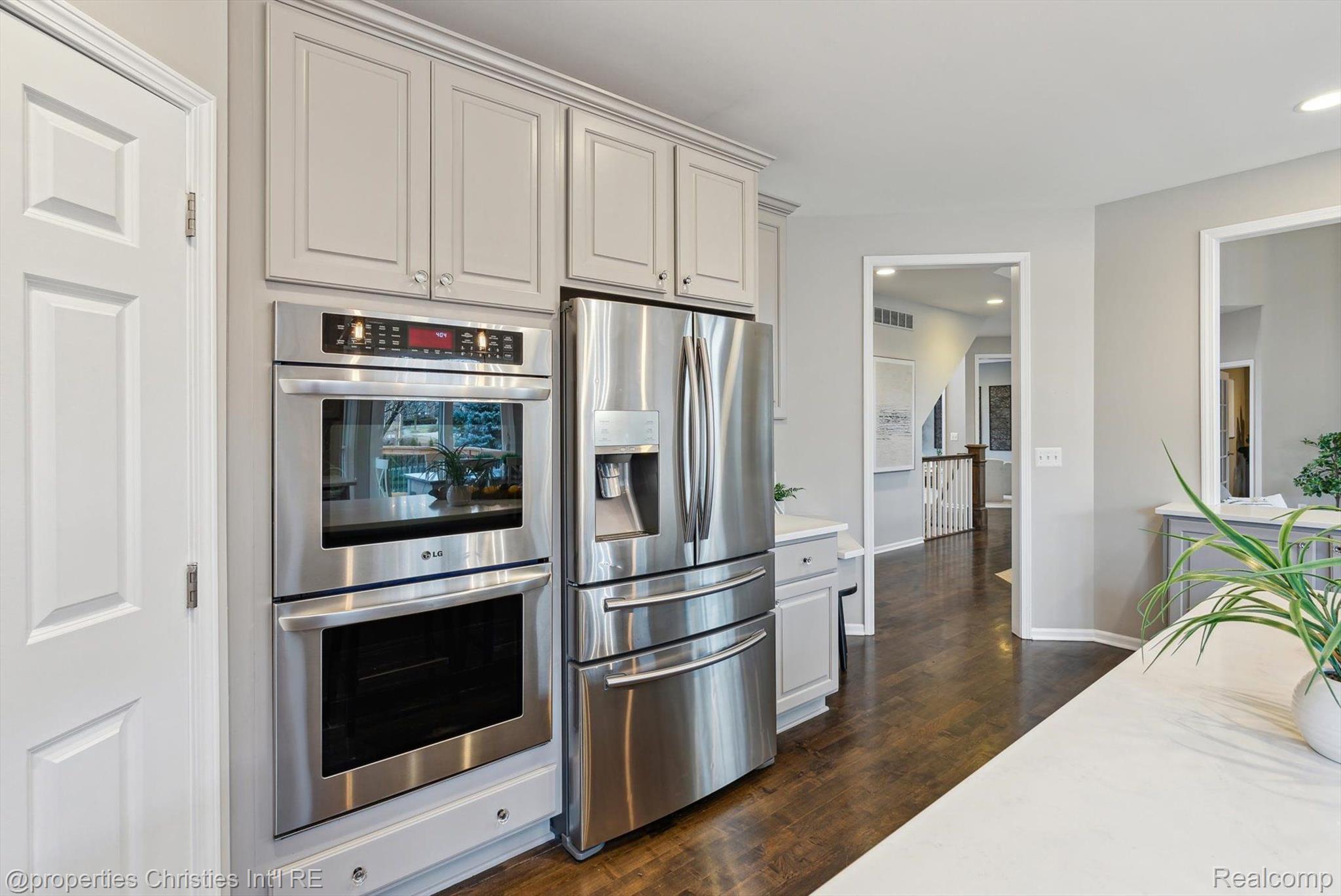 46656 MERION Circle