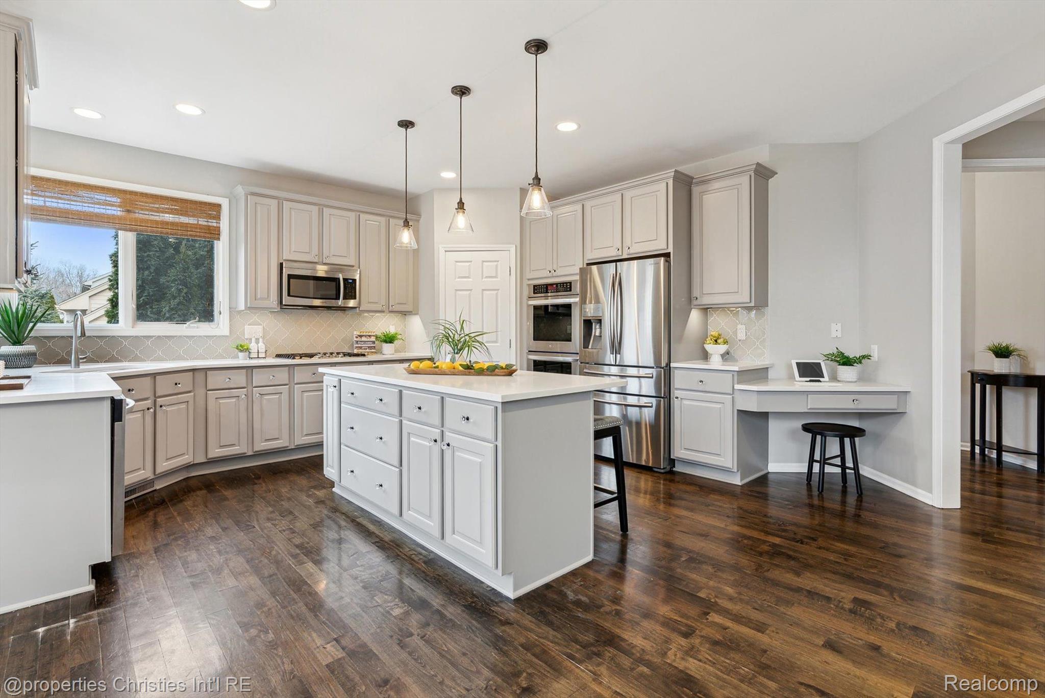 46656 MERION Circle