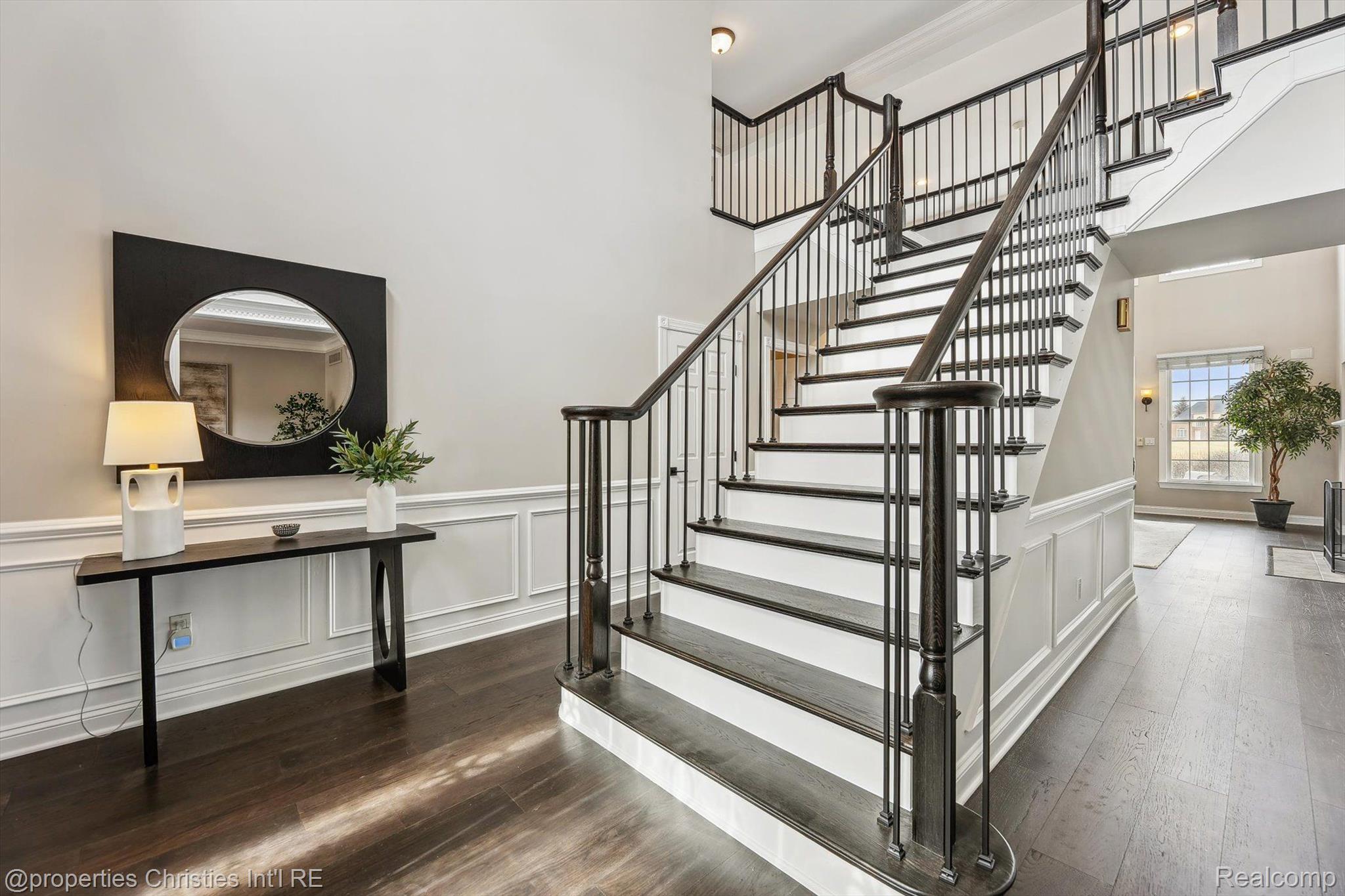 45410 PEBBLE BEACH