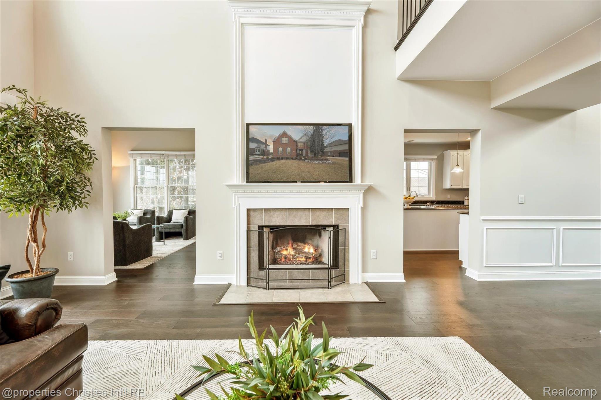 45410 PEBBLE BEACH