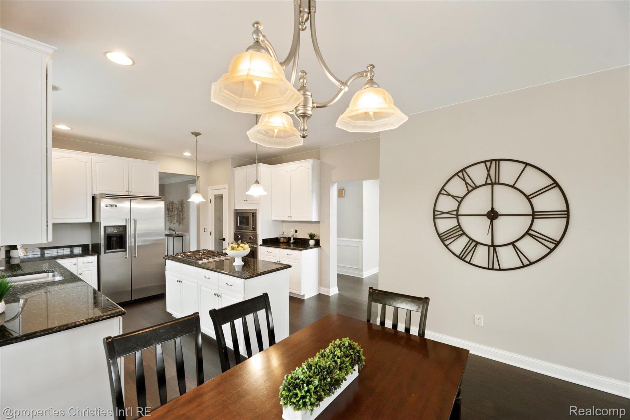 45410 PEBBLE BEACH