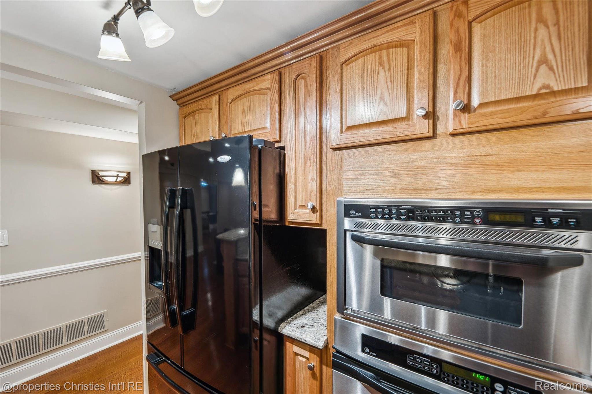 45410 PEBBLE BEACH