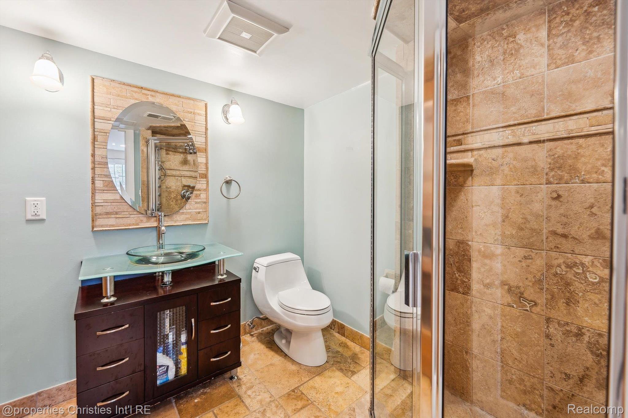 45410 PEBBLE BEACH