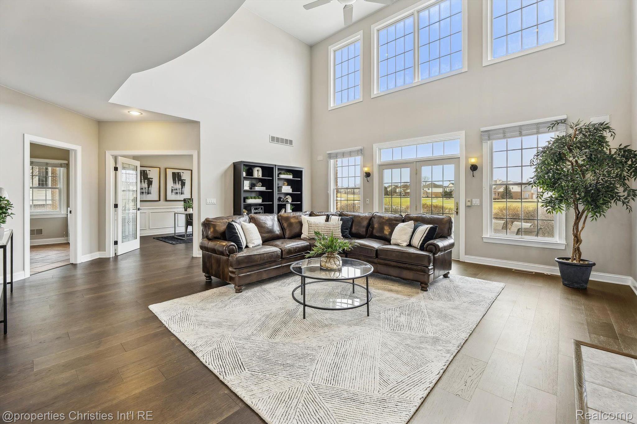 45410 PEBBLE BEACH