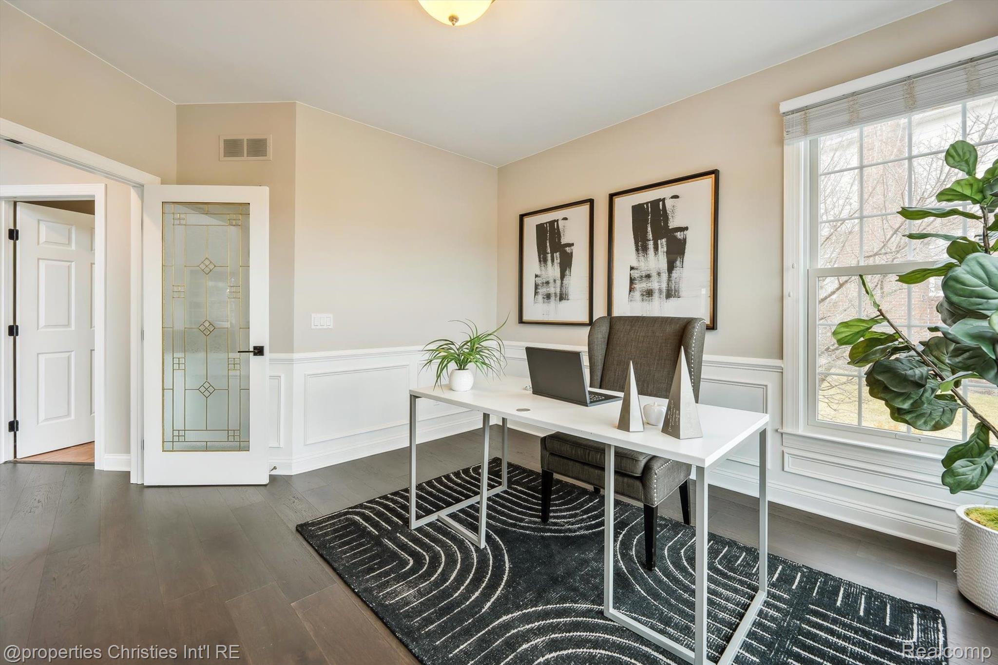 45410 PEBBLE BEACH