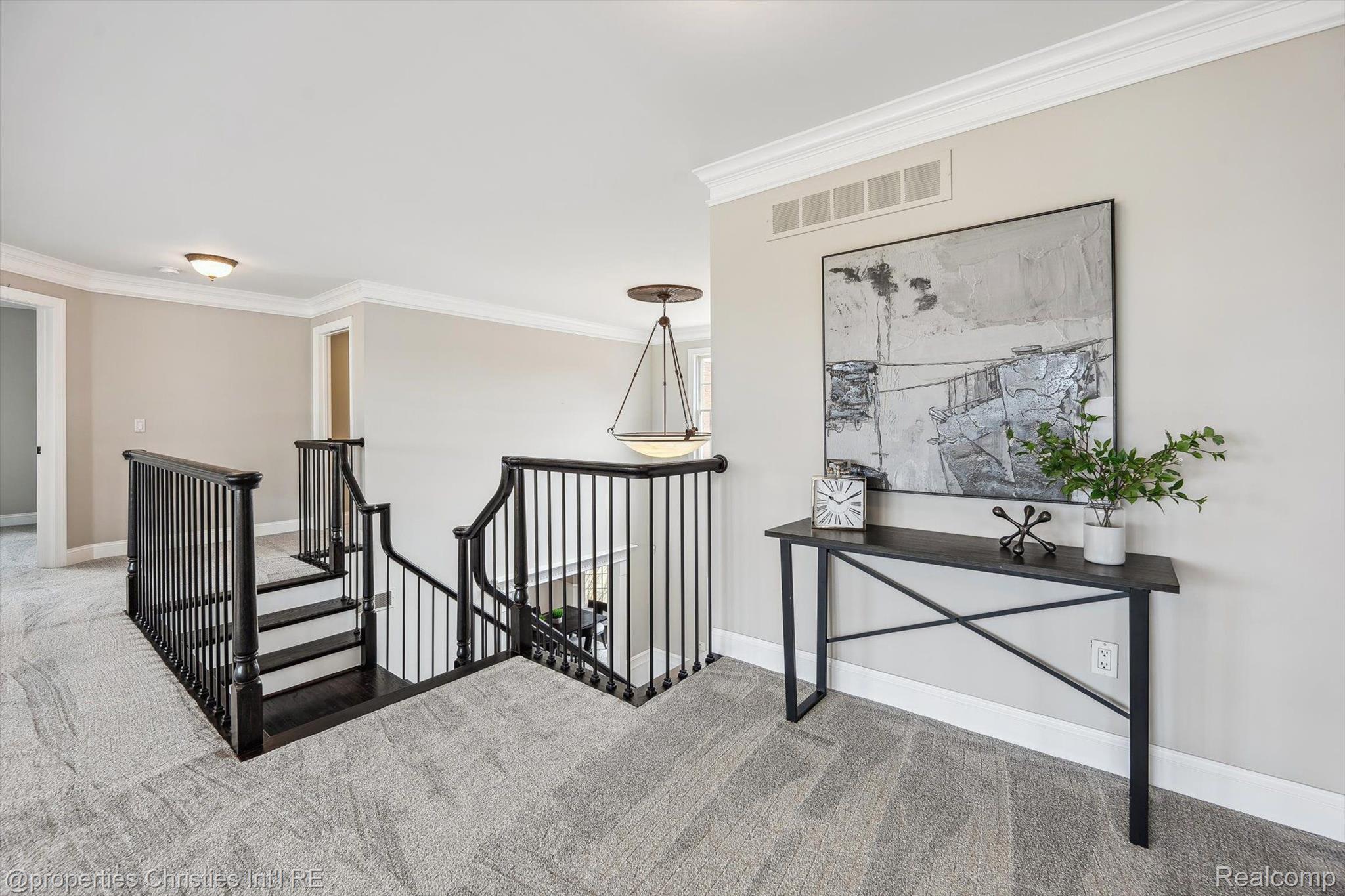 45410 PEBBLE BEACH