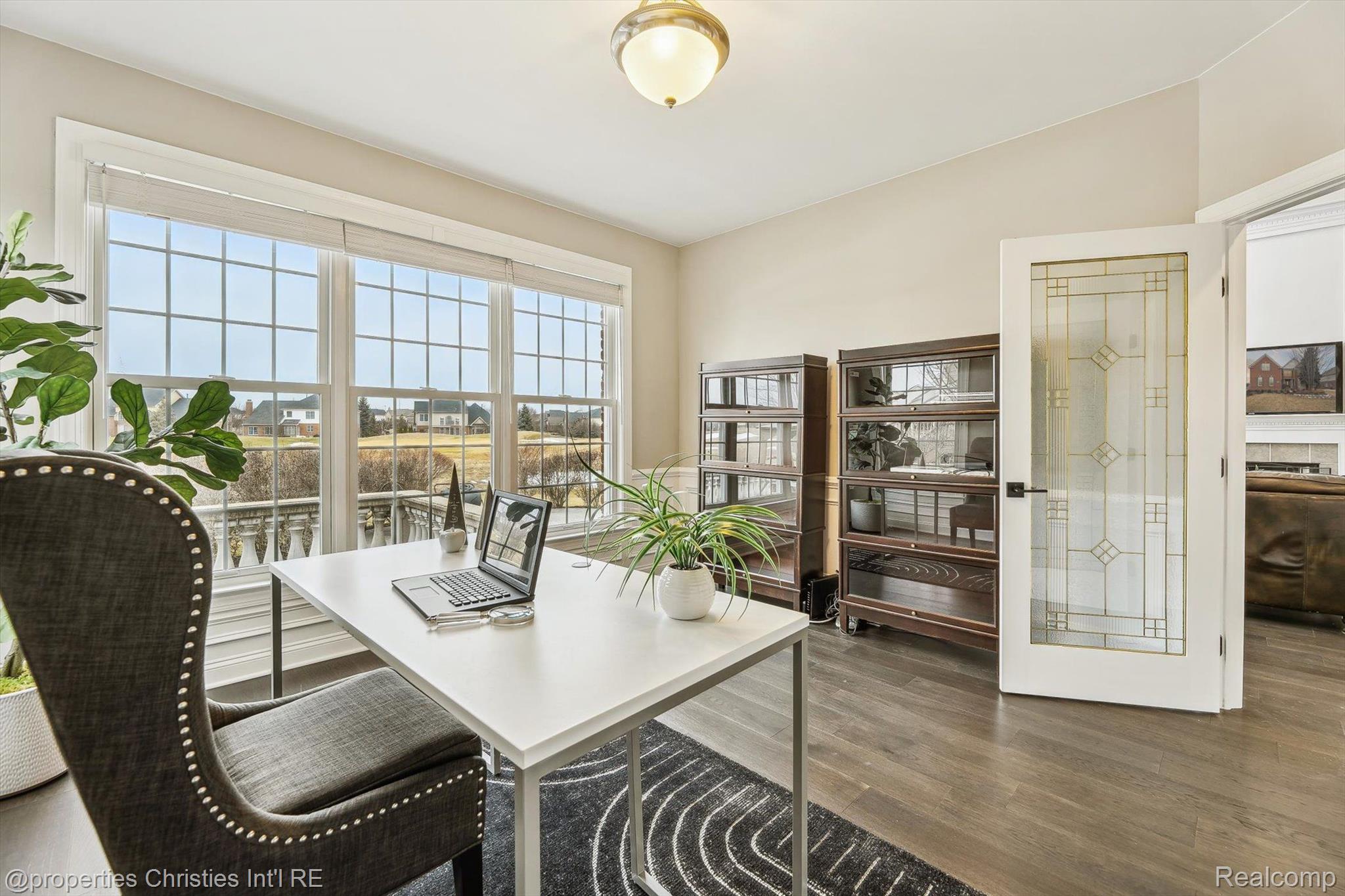 45410 PEBBLE BEACH