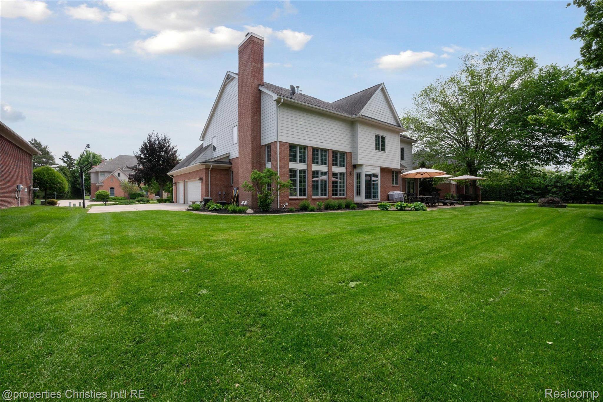 16171 PINE VALLEY Drive