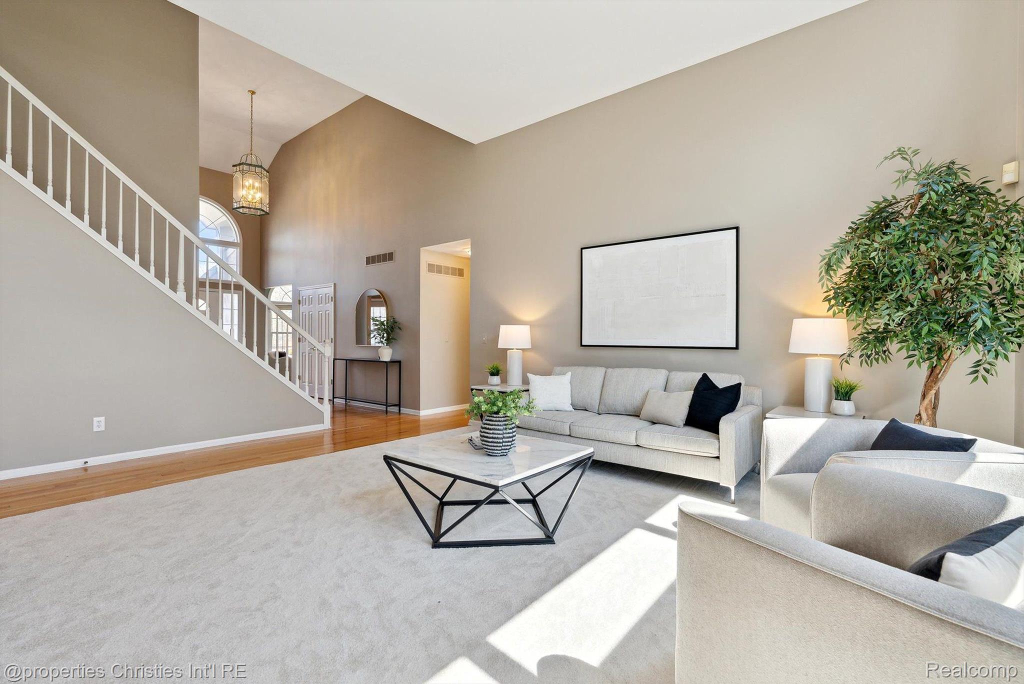 40611 PAISLEY Circle