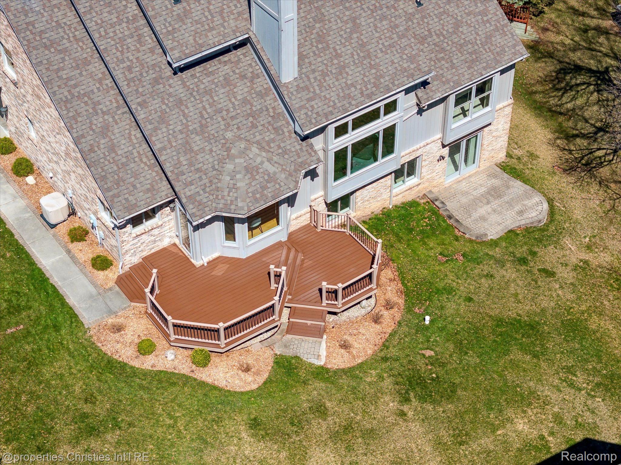 40611 PAISLEY Circle