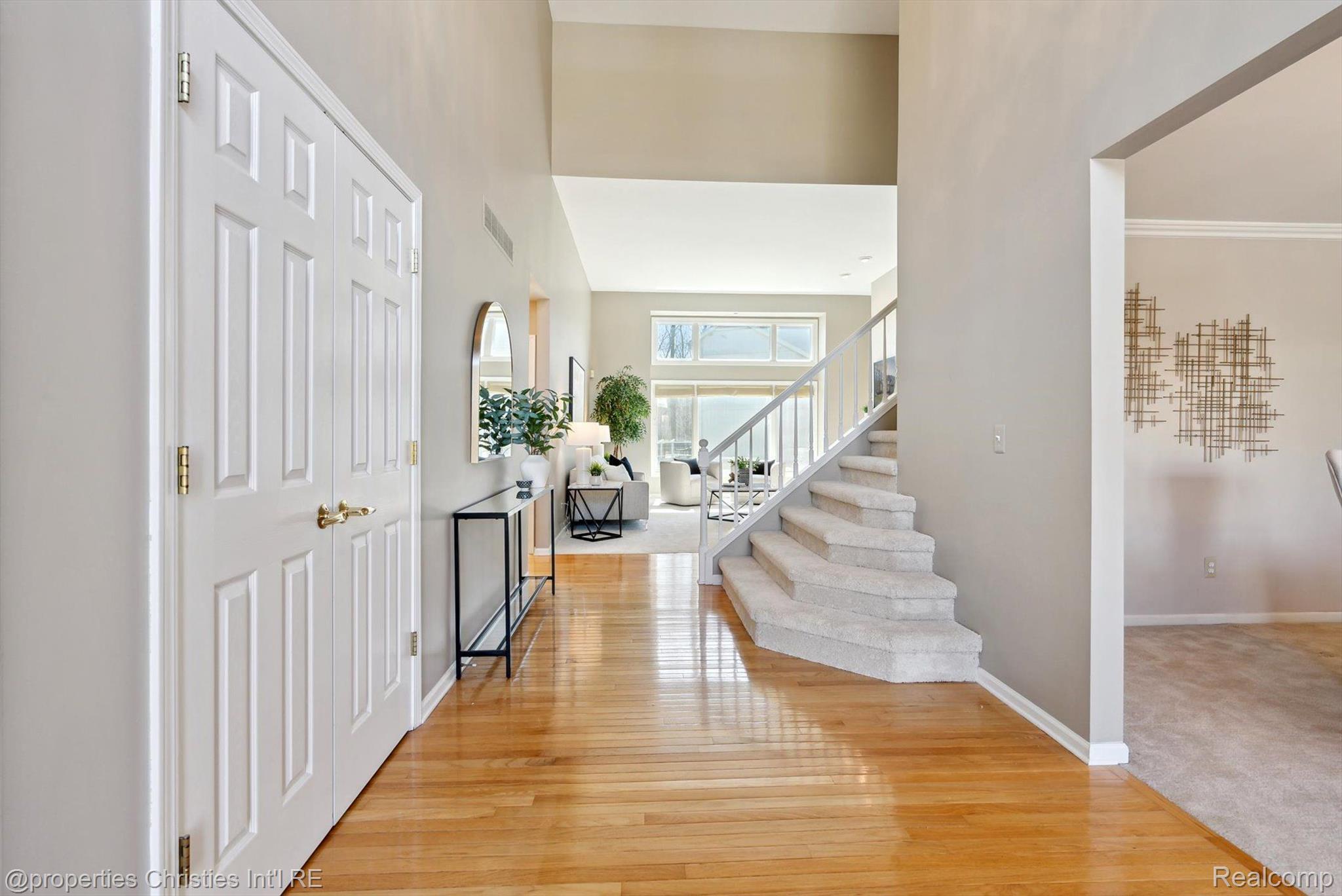 40611 PAISLEY Circle