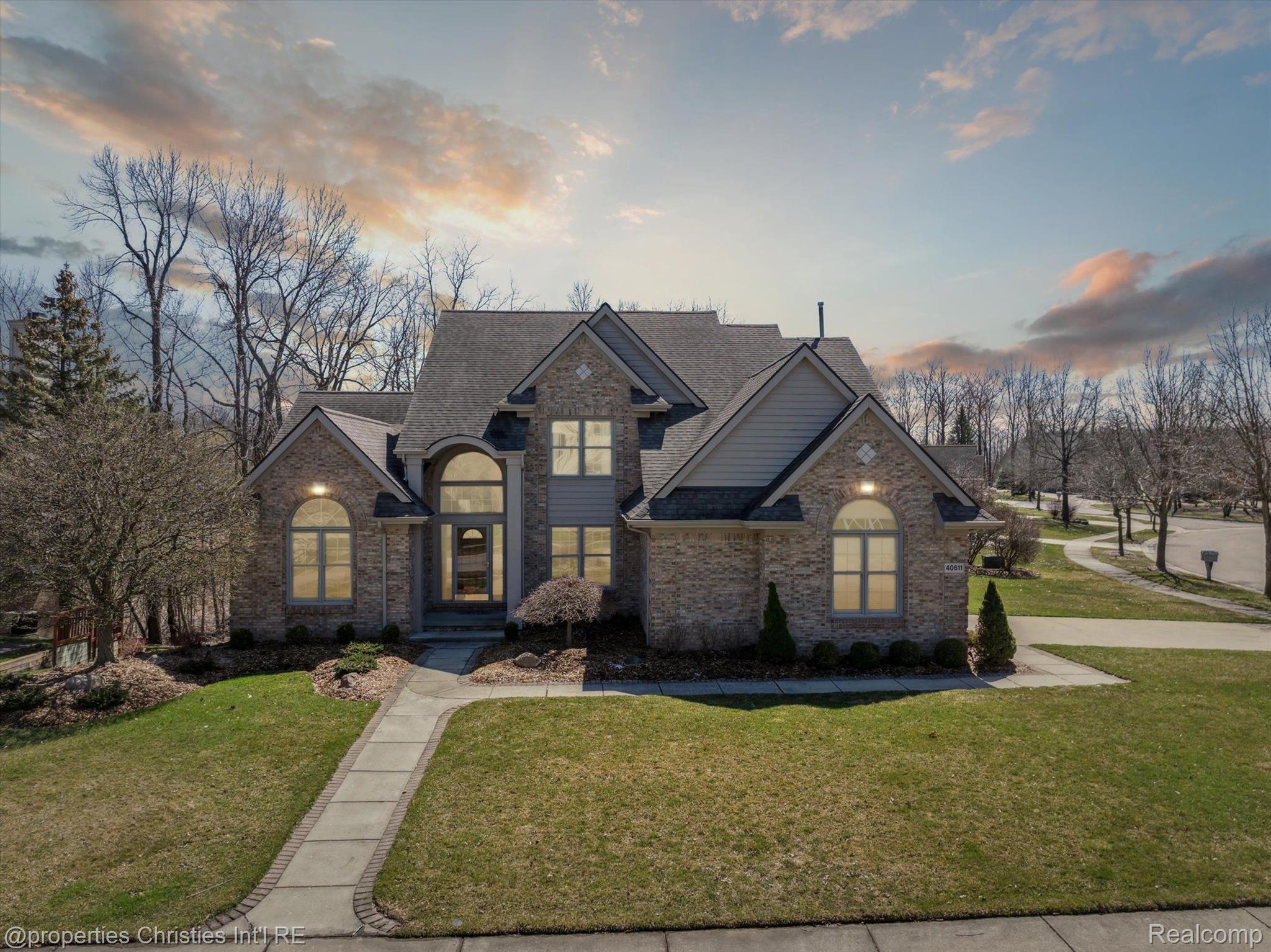 40611 PAISLEY Circle