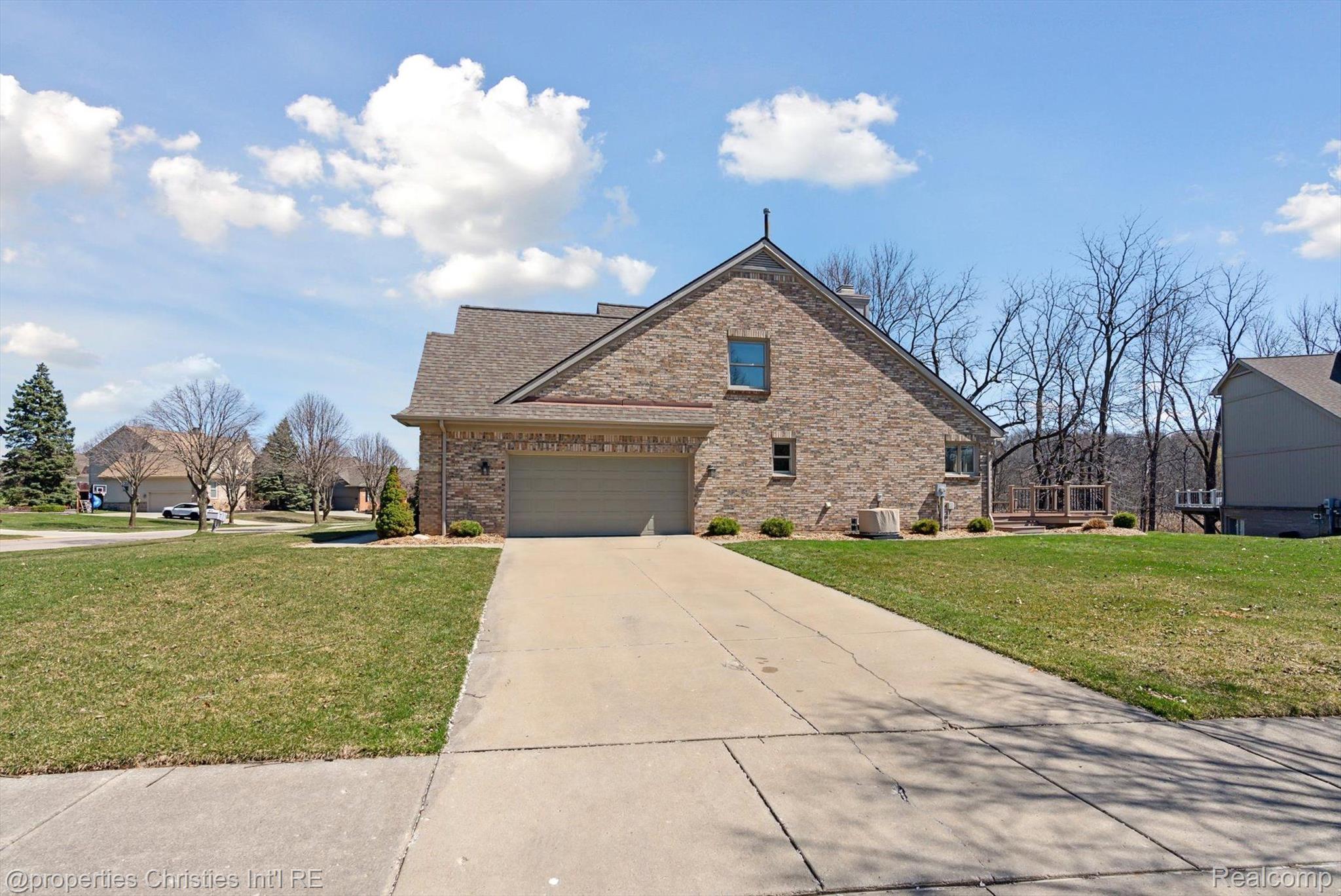 40611 PAISLEY Circle