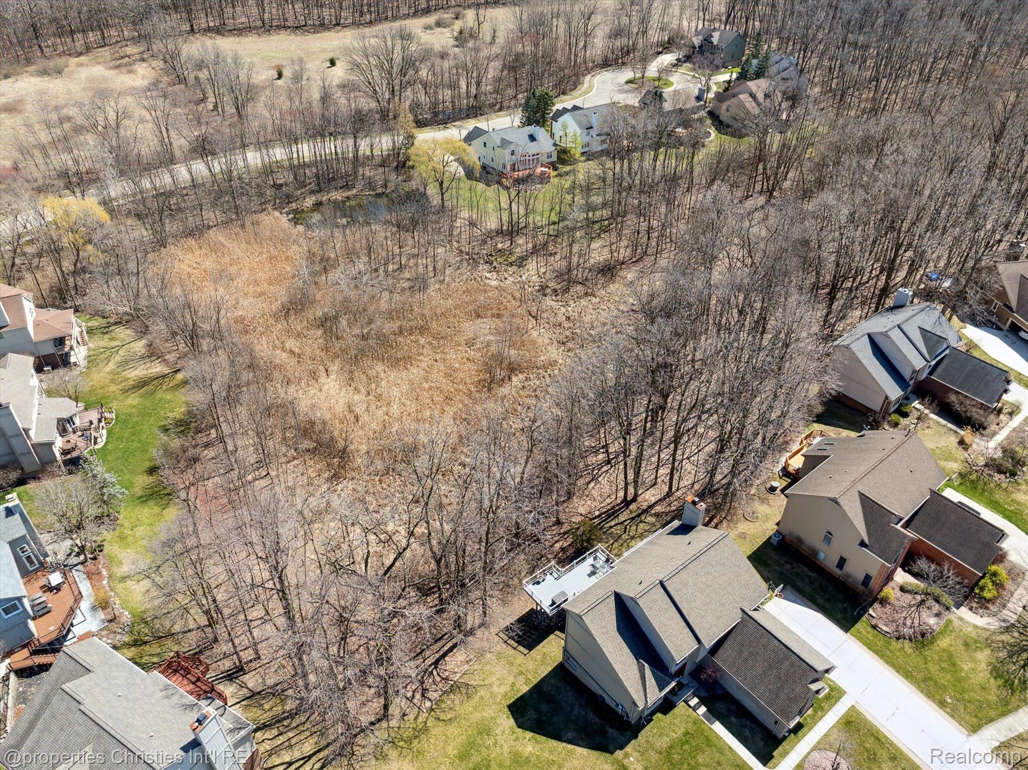 40611 PAISLEY Circle