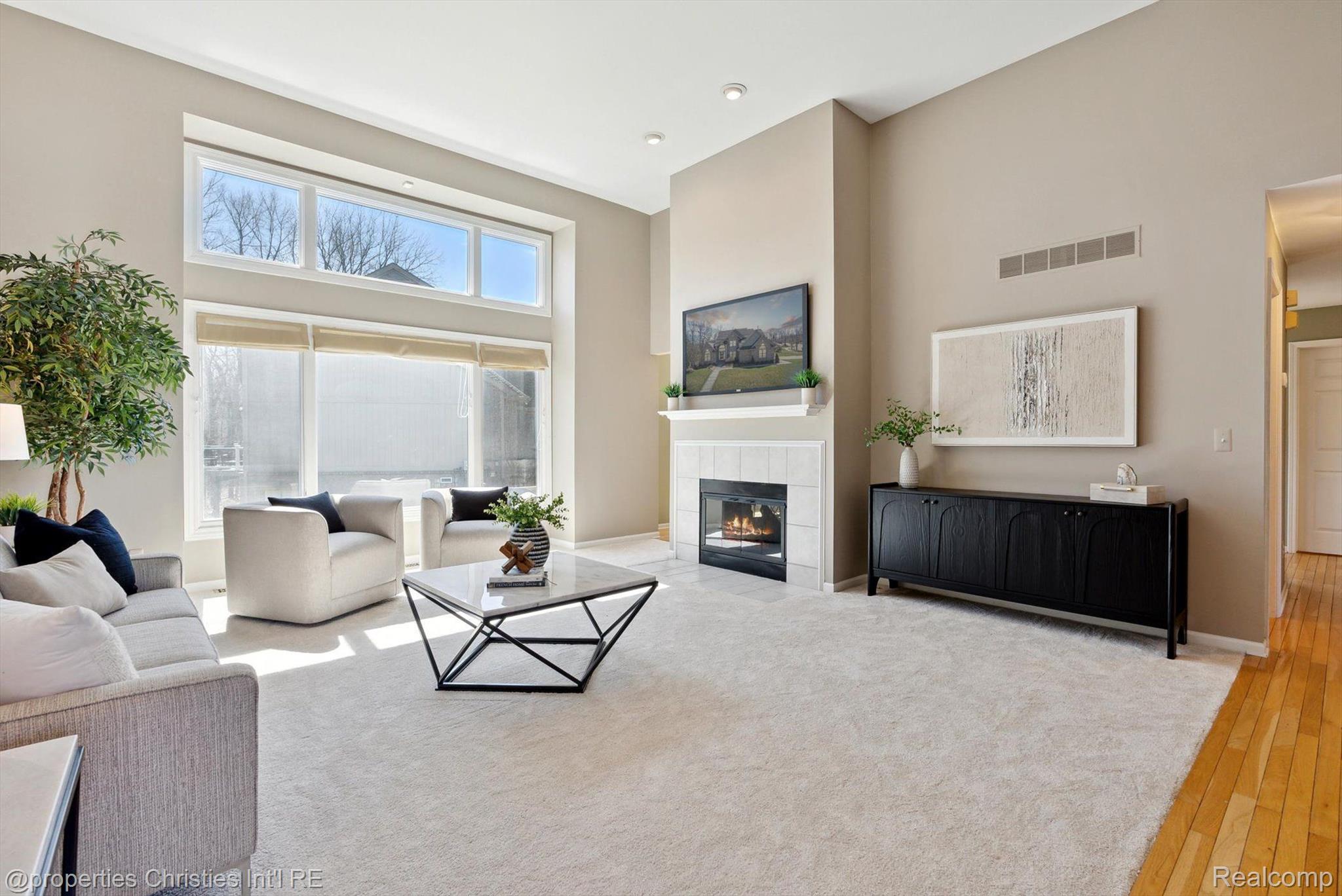 40611 PAISLEY Circle