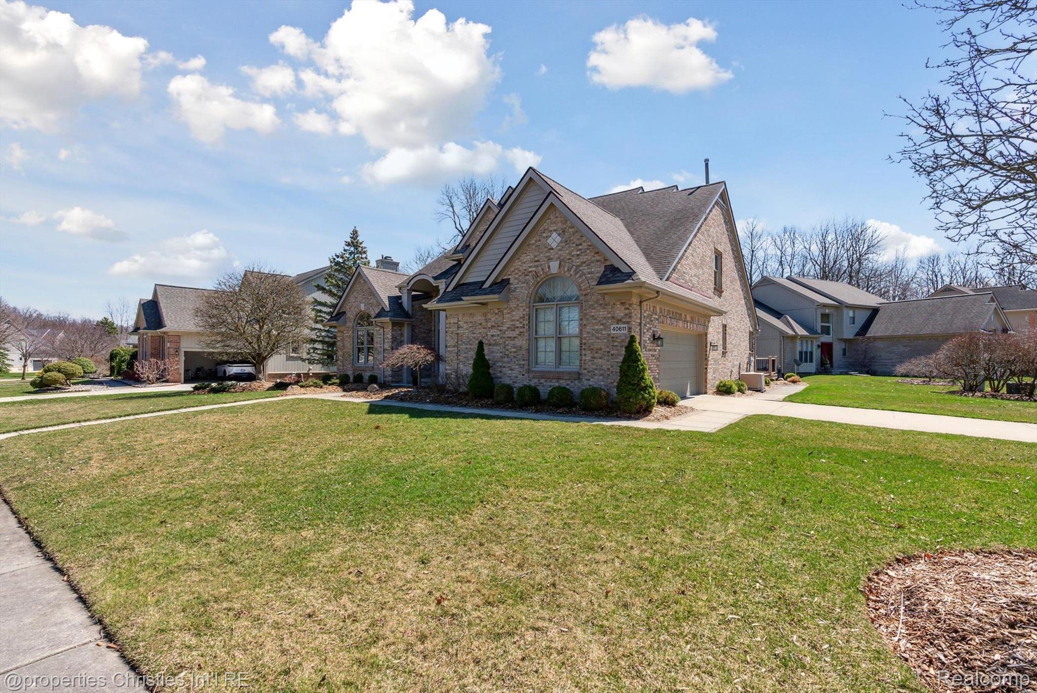 40611 PAISLEY Circle