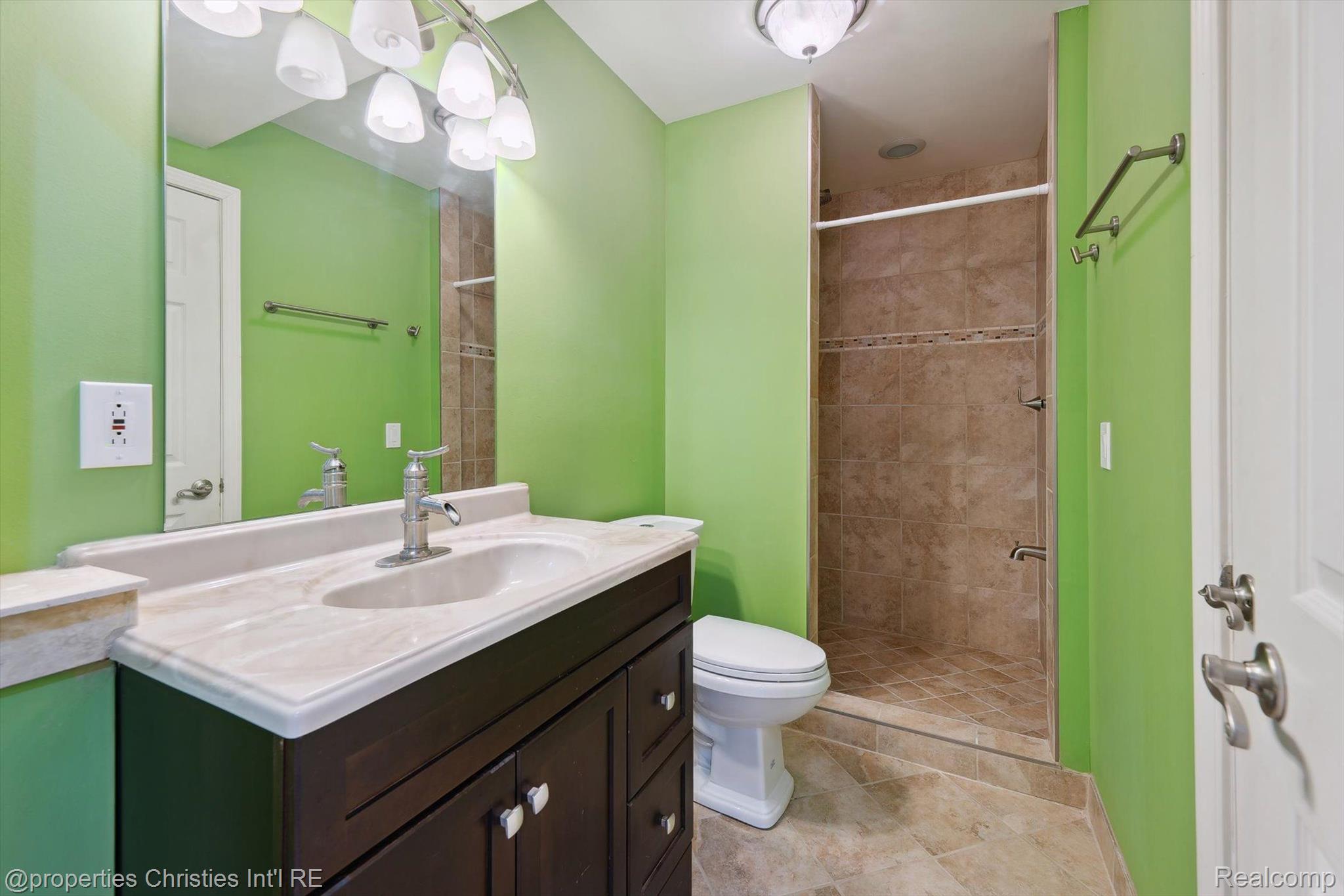45055 WALNUT RIDGE
