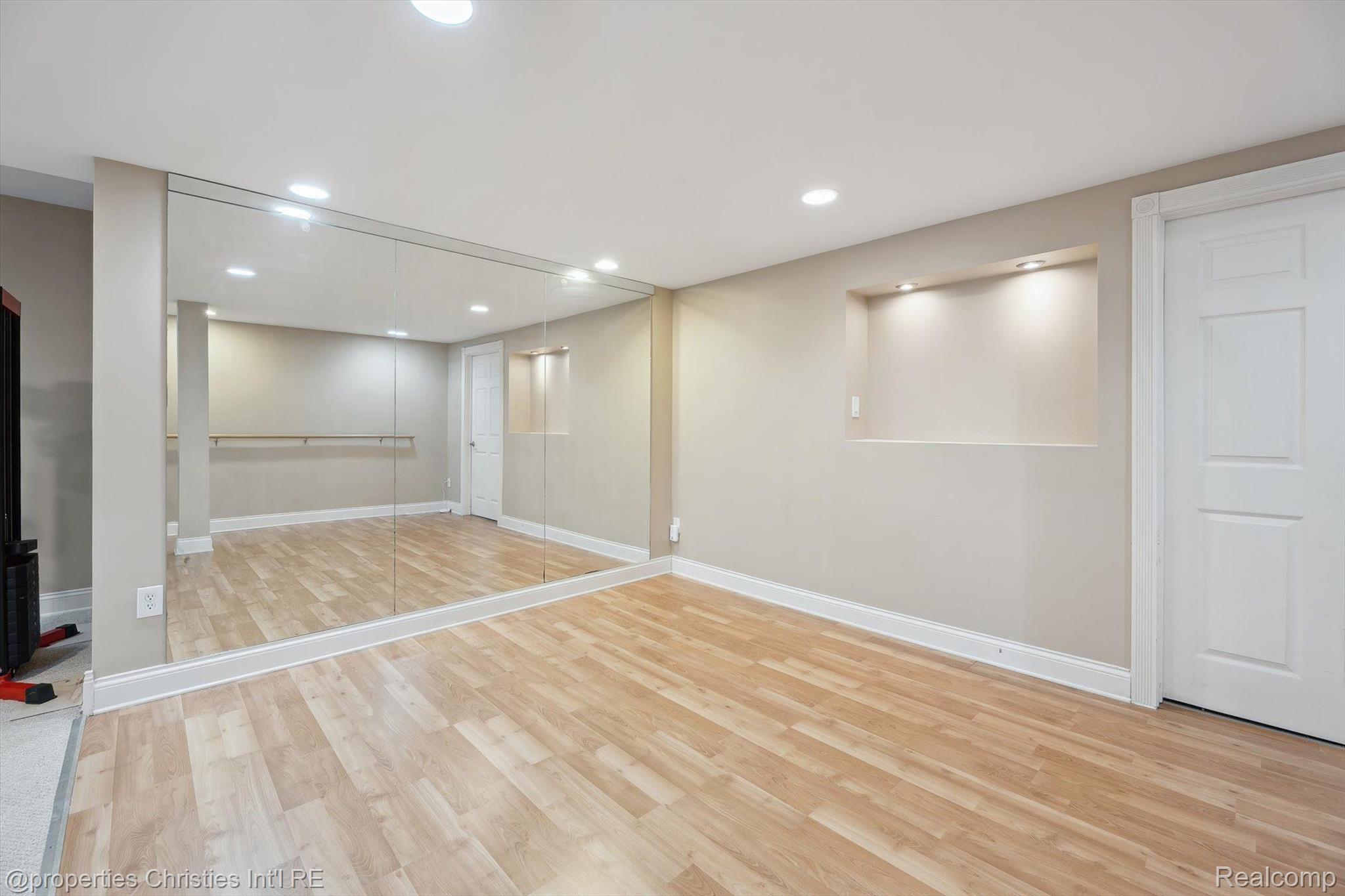 45055 WALNUT RIDGE
