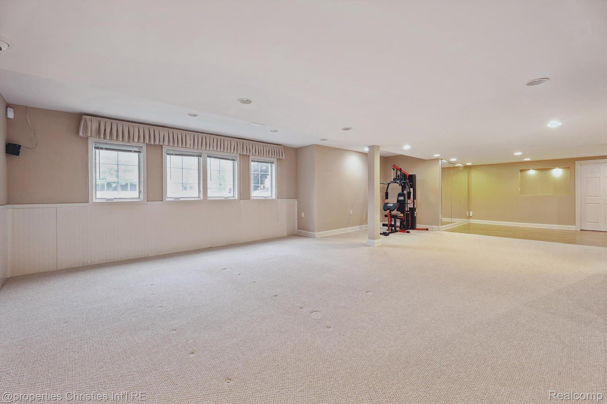 45055 WALNUT RIDGE
