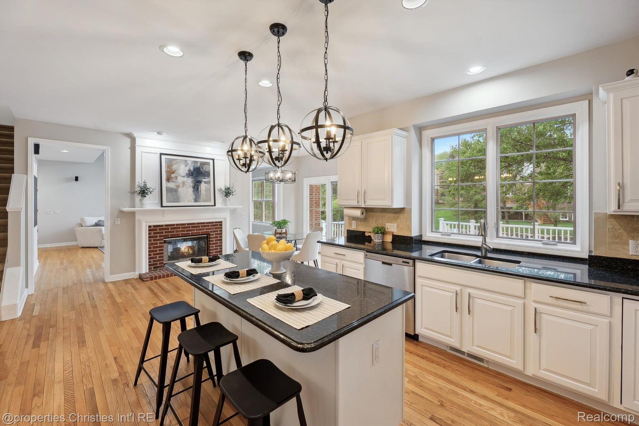45055 WALNUT RIDGE